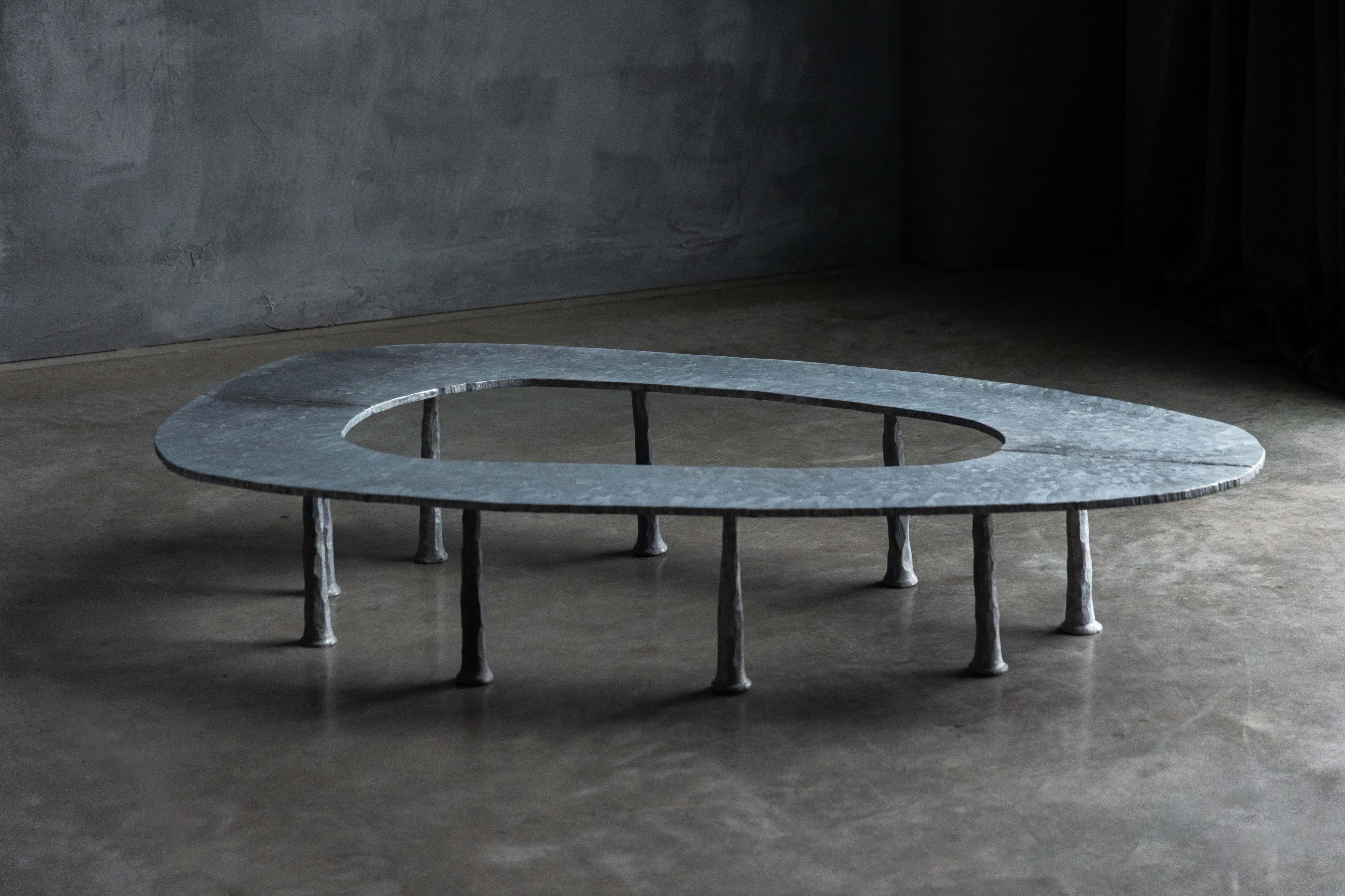 Table basse Galva Elipse de l'Atelier Serruys, Belgique, 2024 en vente 1
