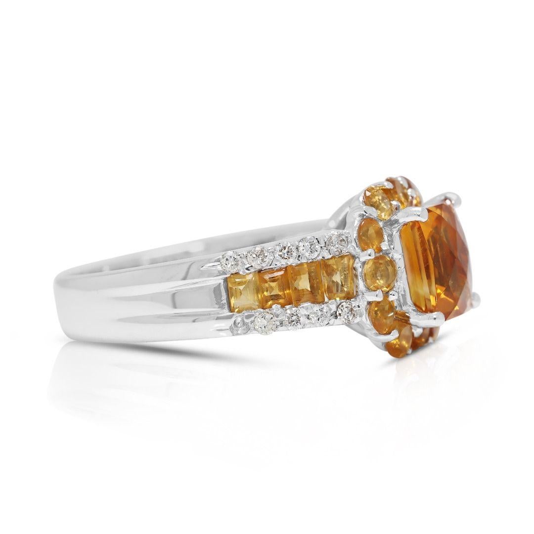 Resplendent 1.91ct Citrine & Natural Diamond 18K Yellow Gold Ring Corte redondo en venta