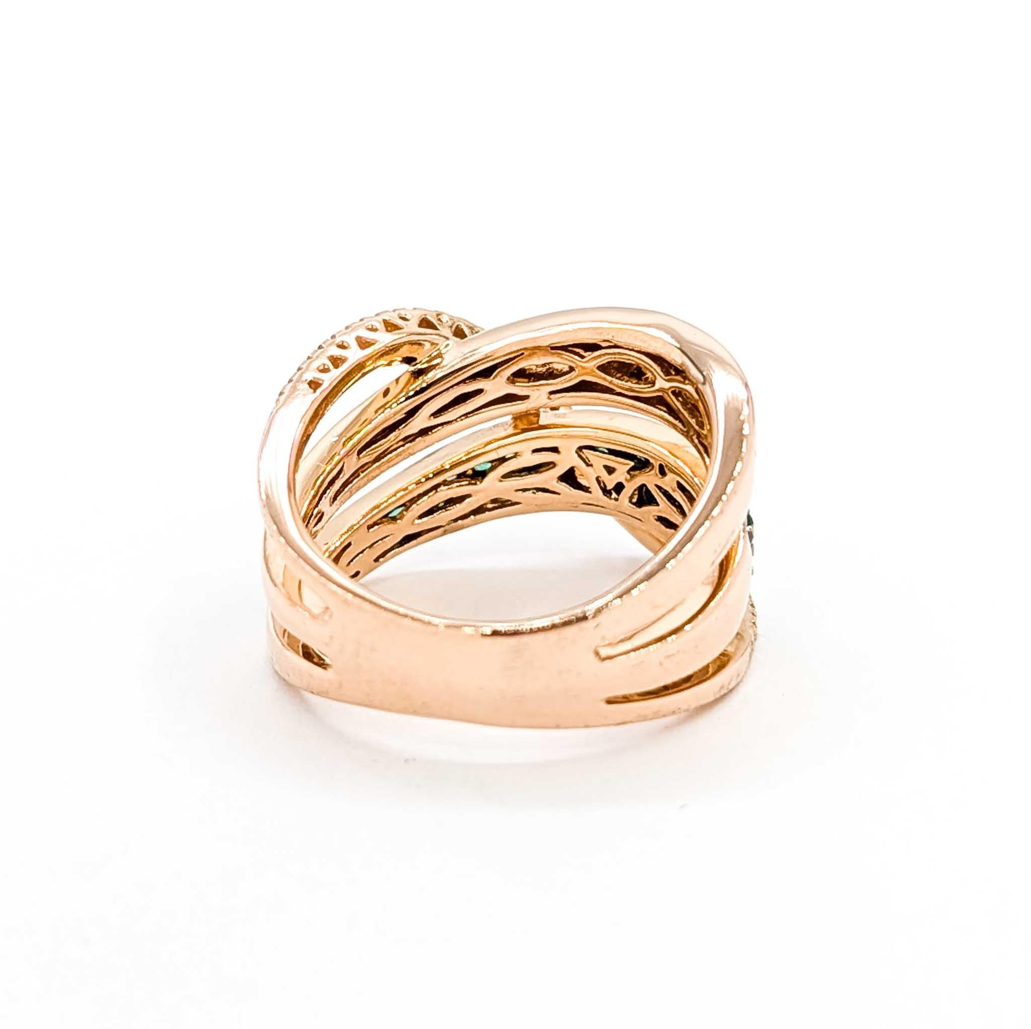 Resplendissante bague LeVian en or rose 14k sertie d'émeraudes et de diamants en vente 2