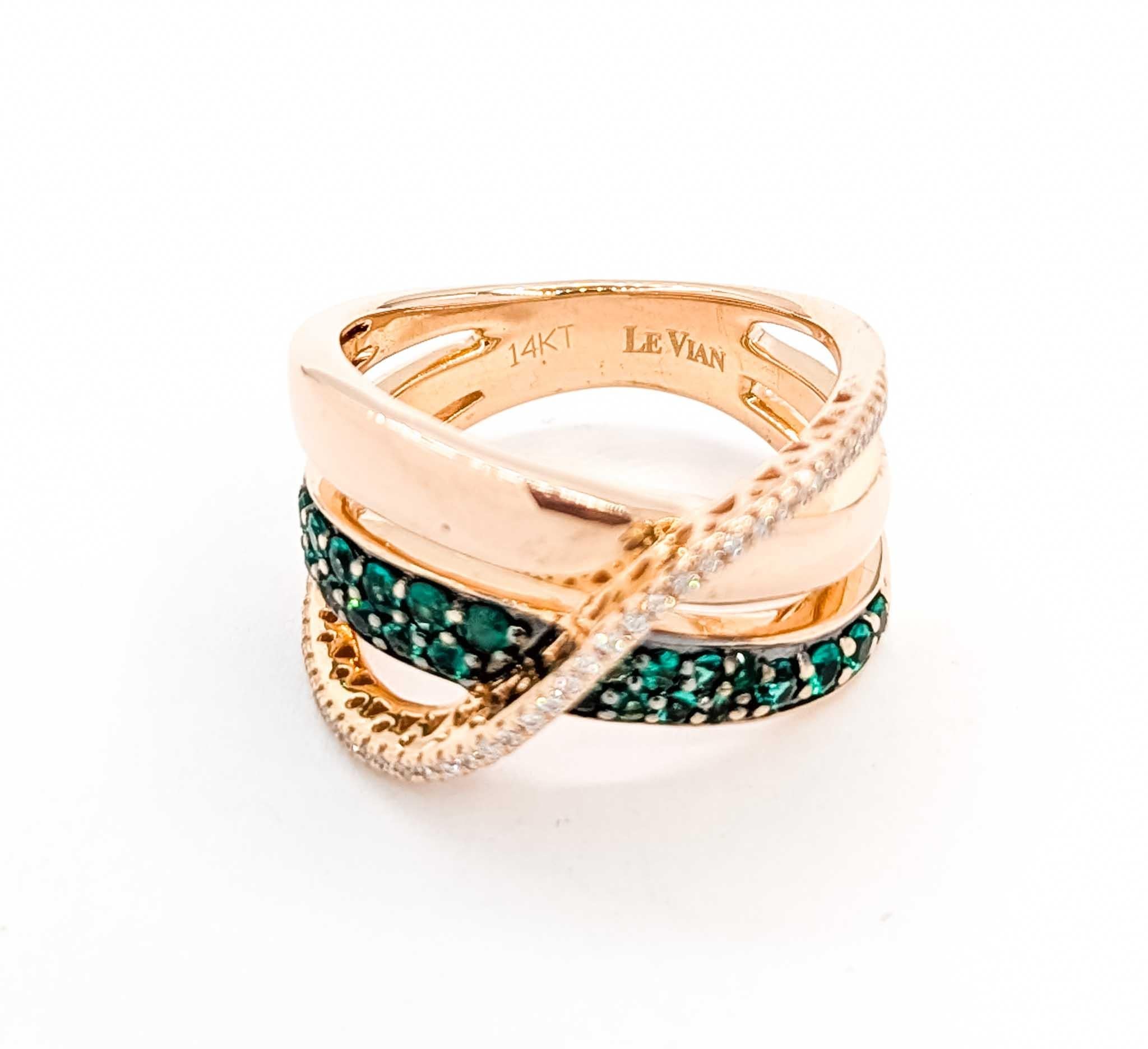Resplendissante bague LeVian en or rose 14k sertie d'émeraudes et de diamants en vente 3