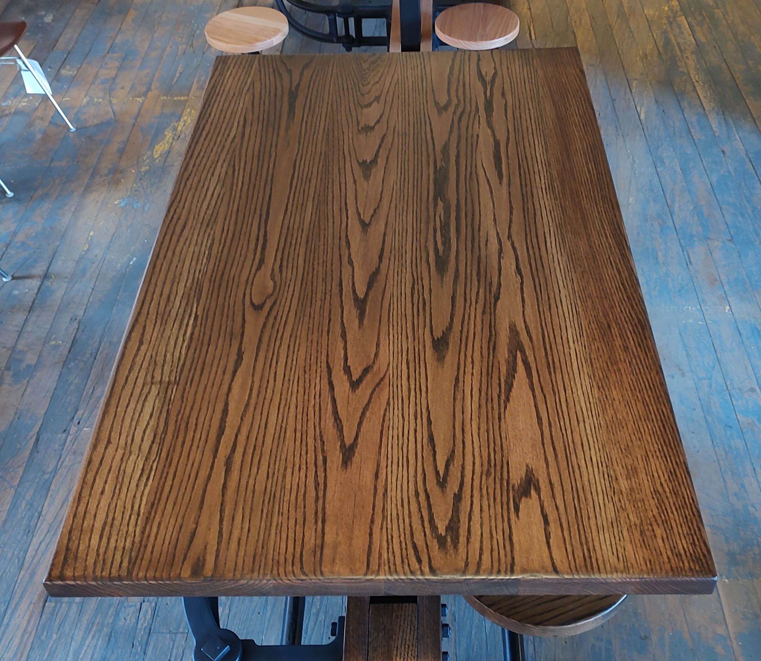 Restaurant / Bar Height Table In New Condition For Sale In Oakville, CT