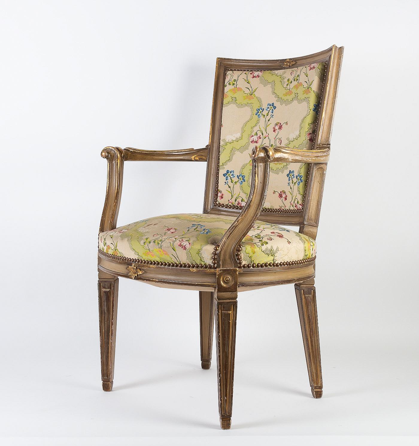 20th Century Restaurant The 1728, a Set of Six Armchairs in the Style of 18th Century For Sale