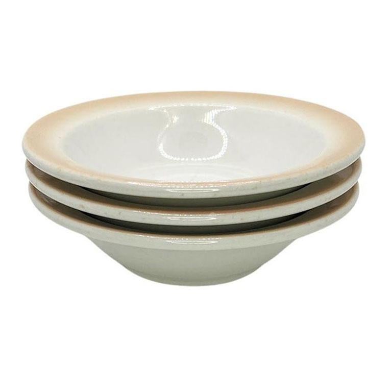 Restaurant Ware Keramikschalen in Pfirsich Ombre - 3er Set (20. Jahrhundert) im Angebot