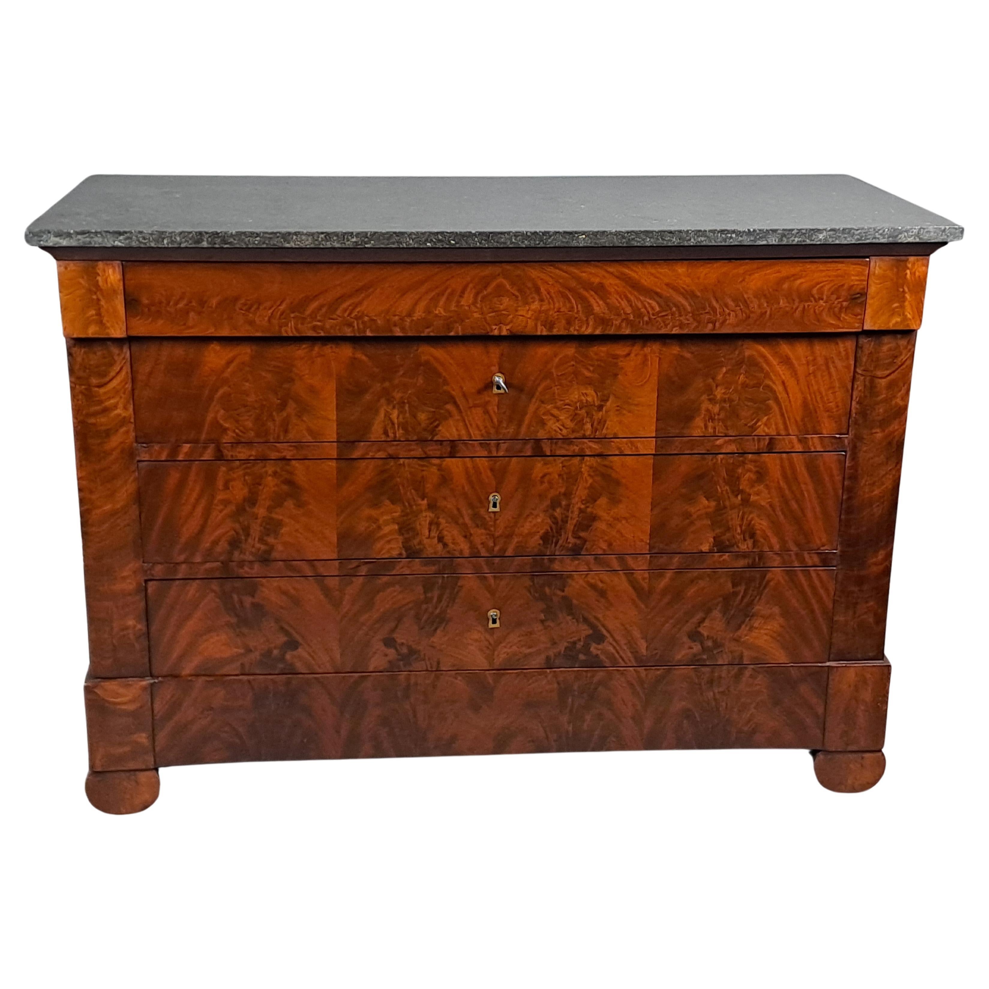 Restauration Period Commode In Flamed Mahogany For Sale