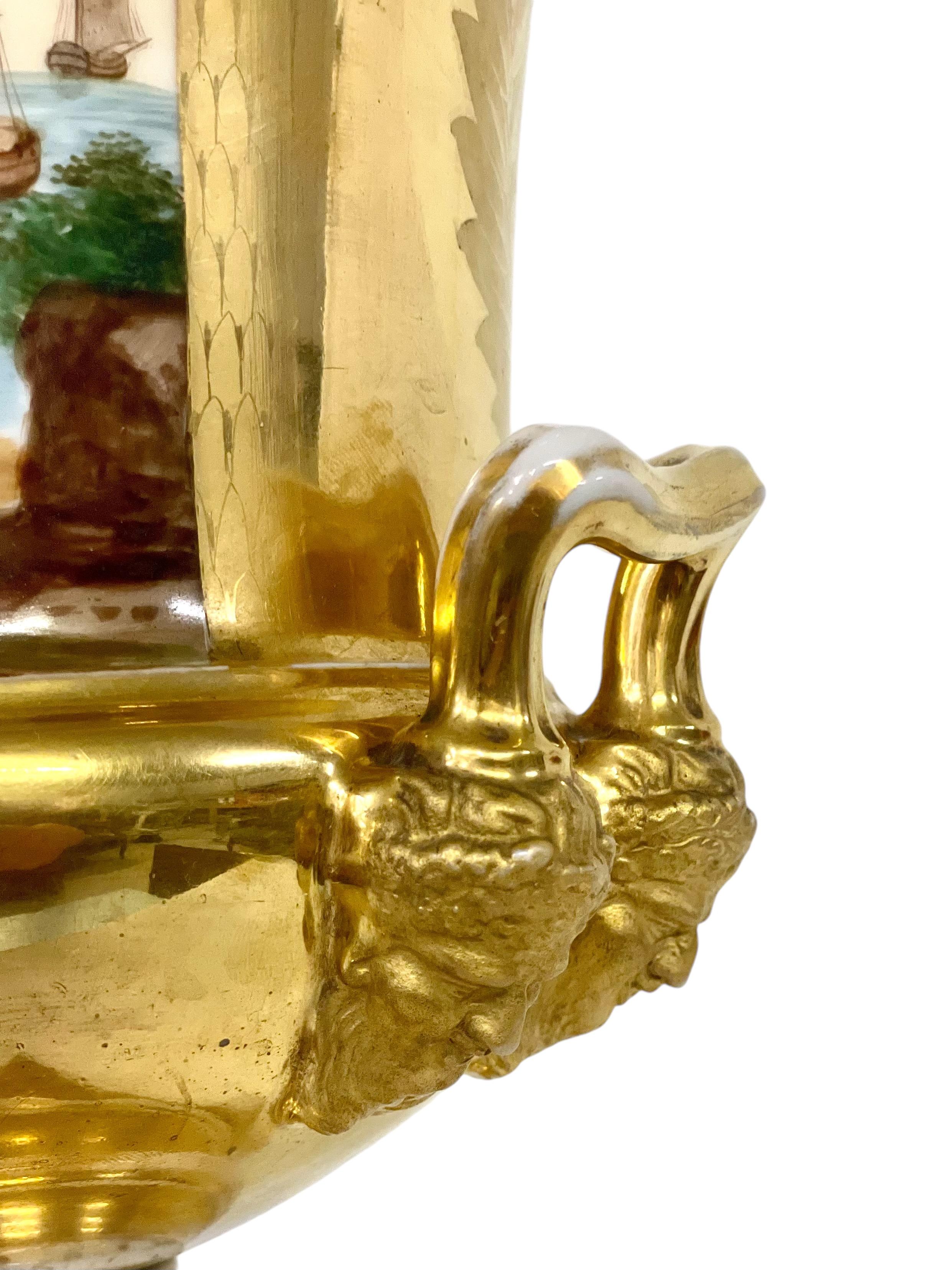 Large Gilt Porcelaine de Paris Medici Vase For Sale 6