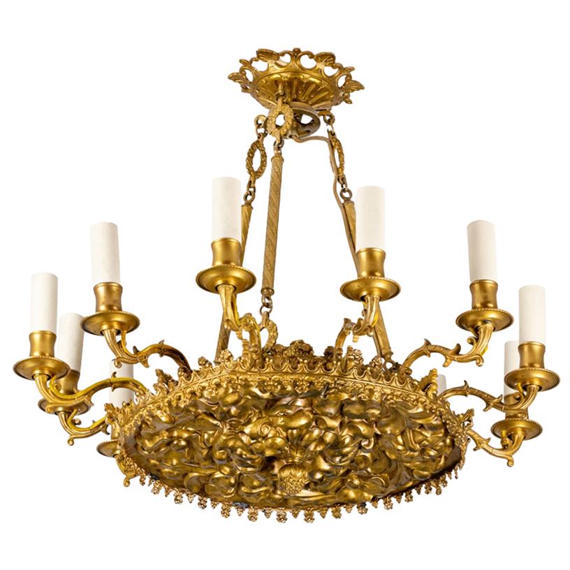 Restauration Style Chandelier in Gilt Metal and Bronze, circa 1880 For Sale