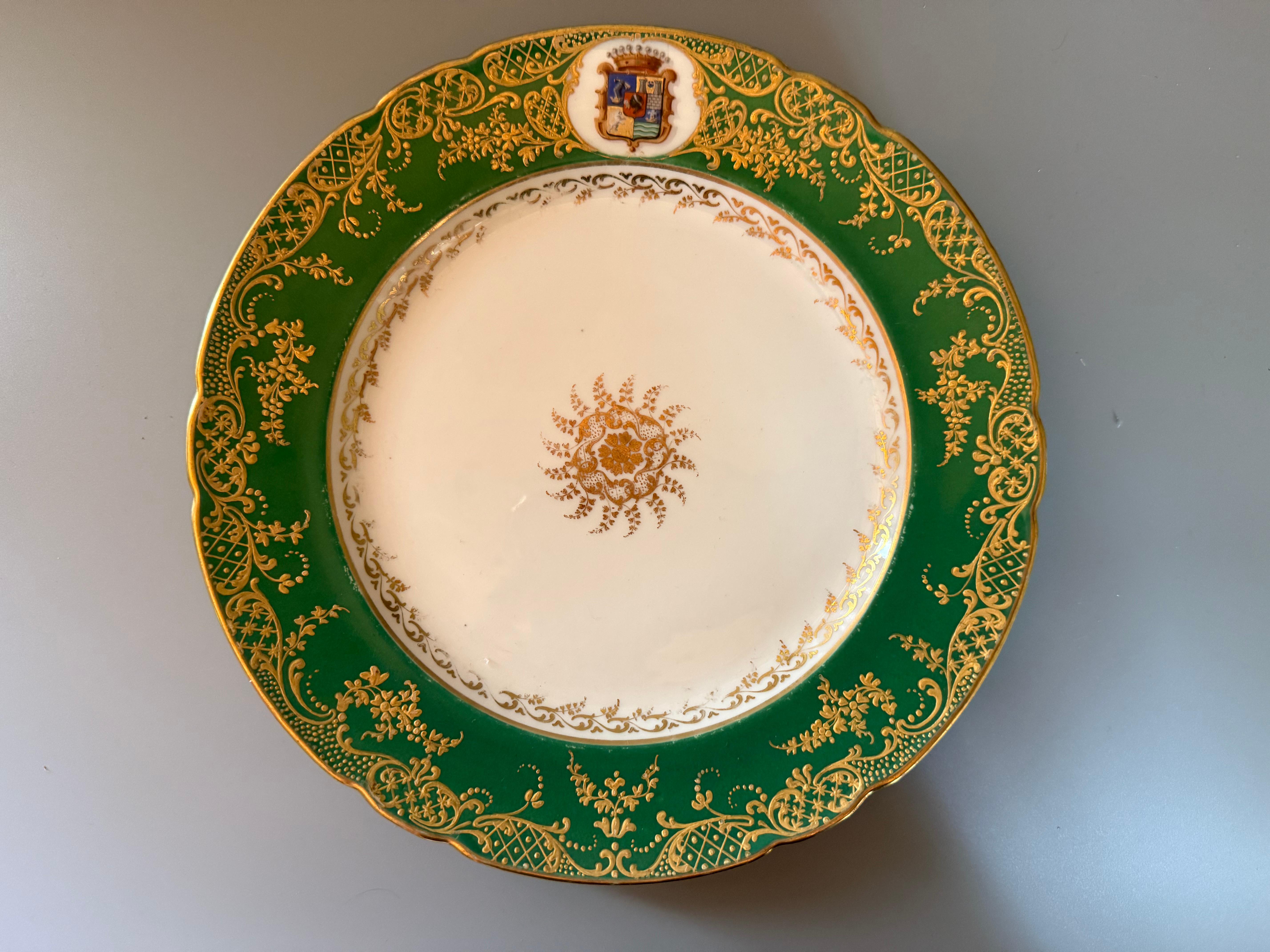Style Paris 1820 Restauration Six Assiettes en Porcelaine Greene & Greene Feuillet Paris 1820 en vente 6