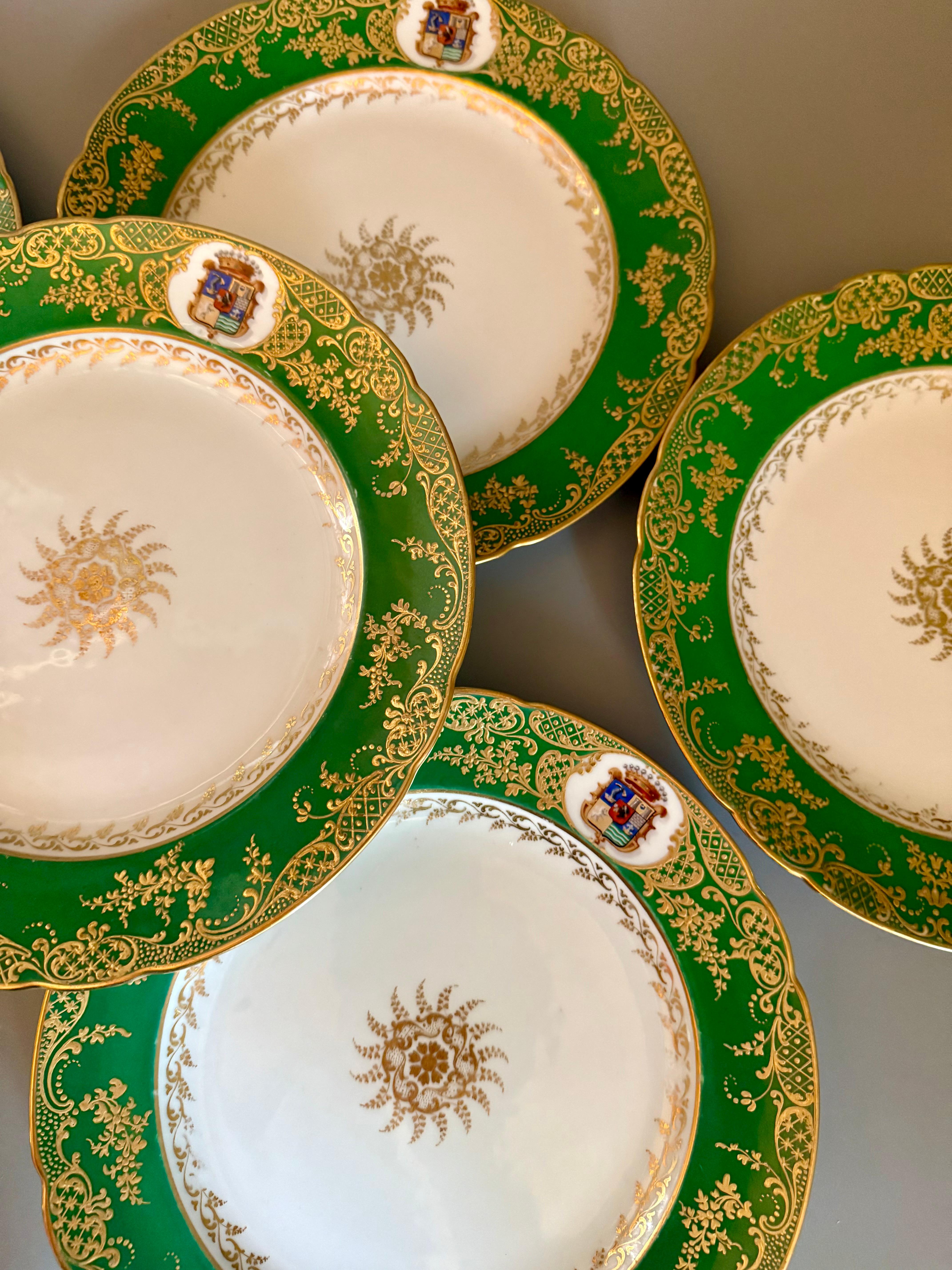 Style Paris 1820 Restauration Six Assiettes en Porcelaine Greene & Greene Feuillet Paris 1820 en vente 3