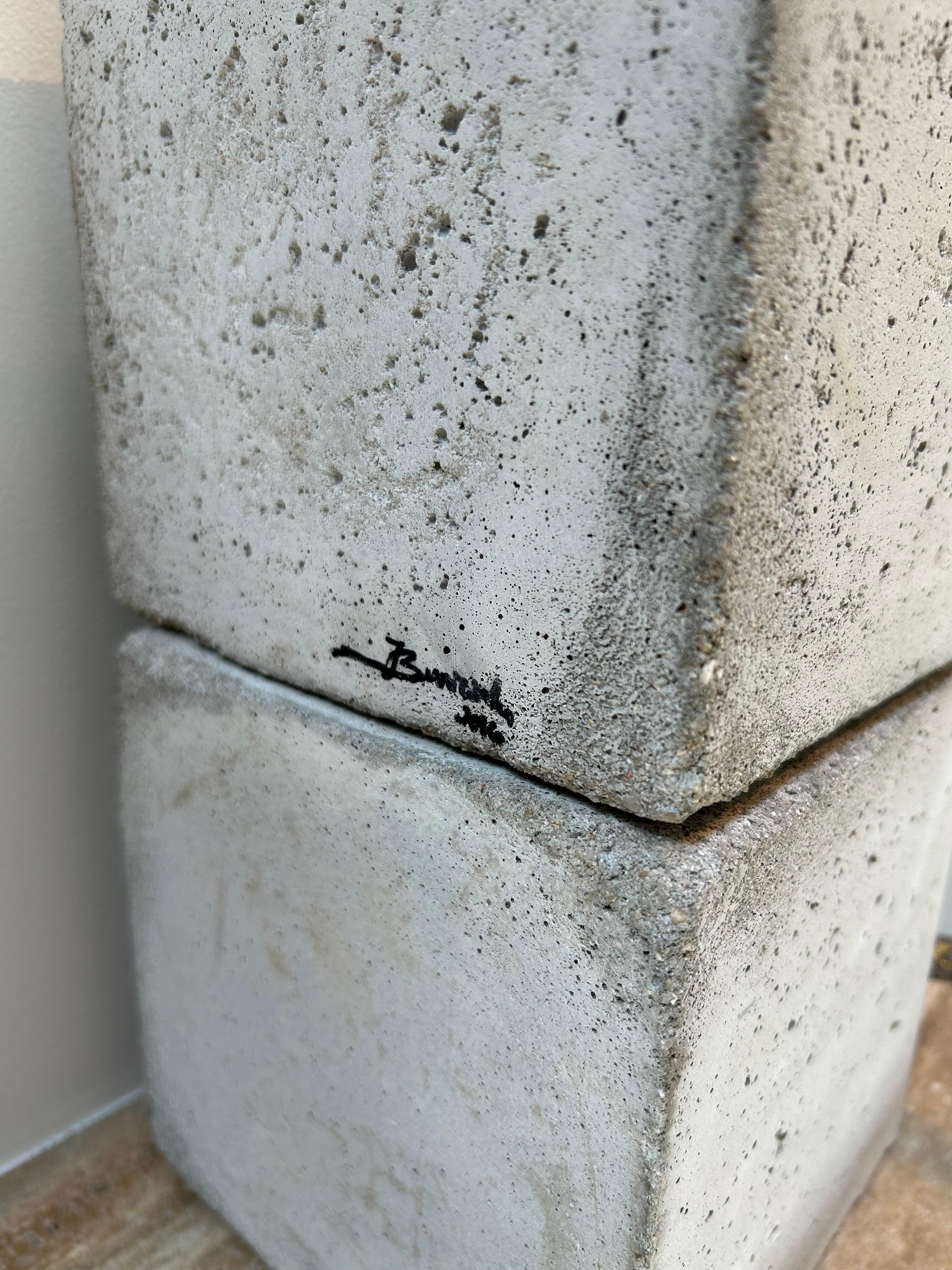 Réstia de Vida, Zement und Zweige - Skulptur von Jessica Burrinha im Angebot 1