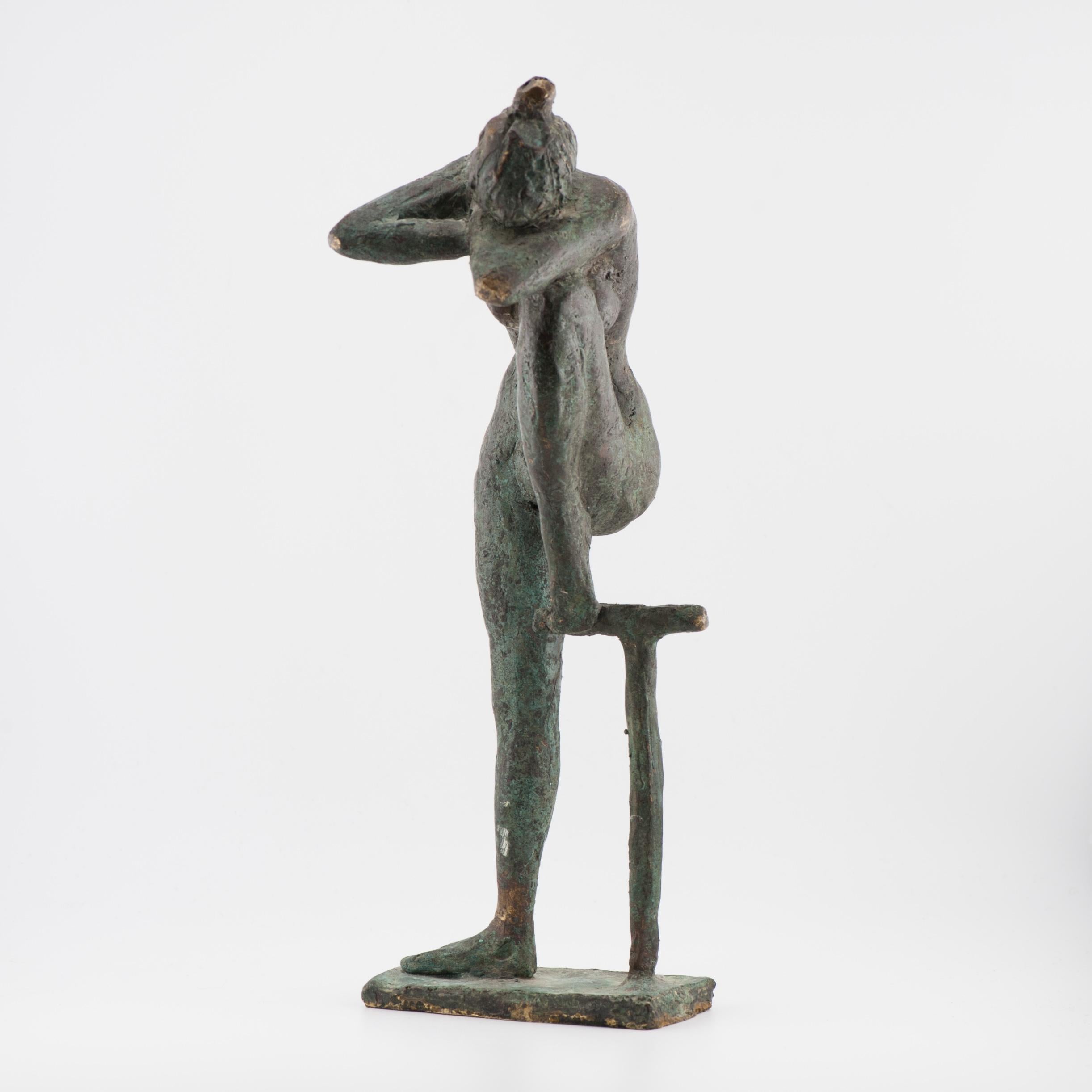 20ième siècle Statue en bronze d'une danseuse en train de se reposer Français, milieu du 20e siècle en vente