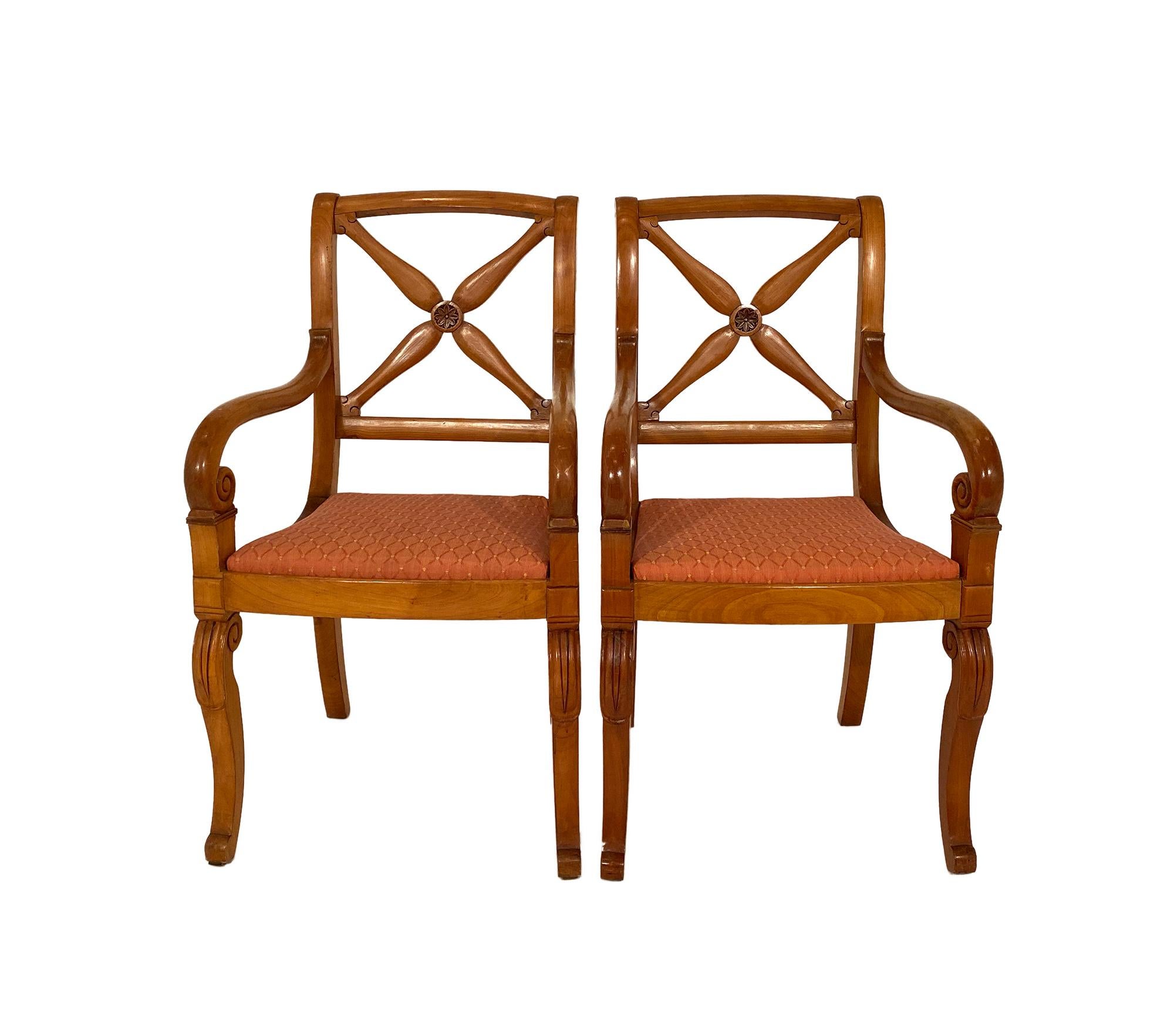 Restauration Restoration Dining Chairs with Armchairs For Sale