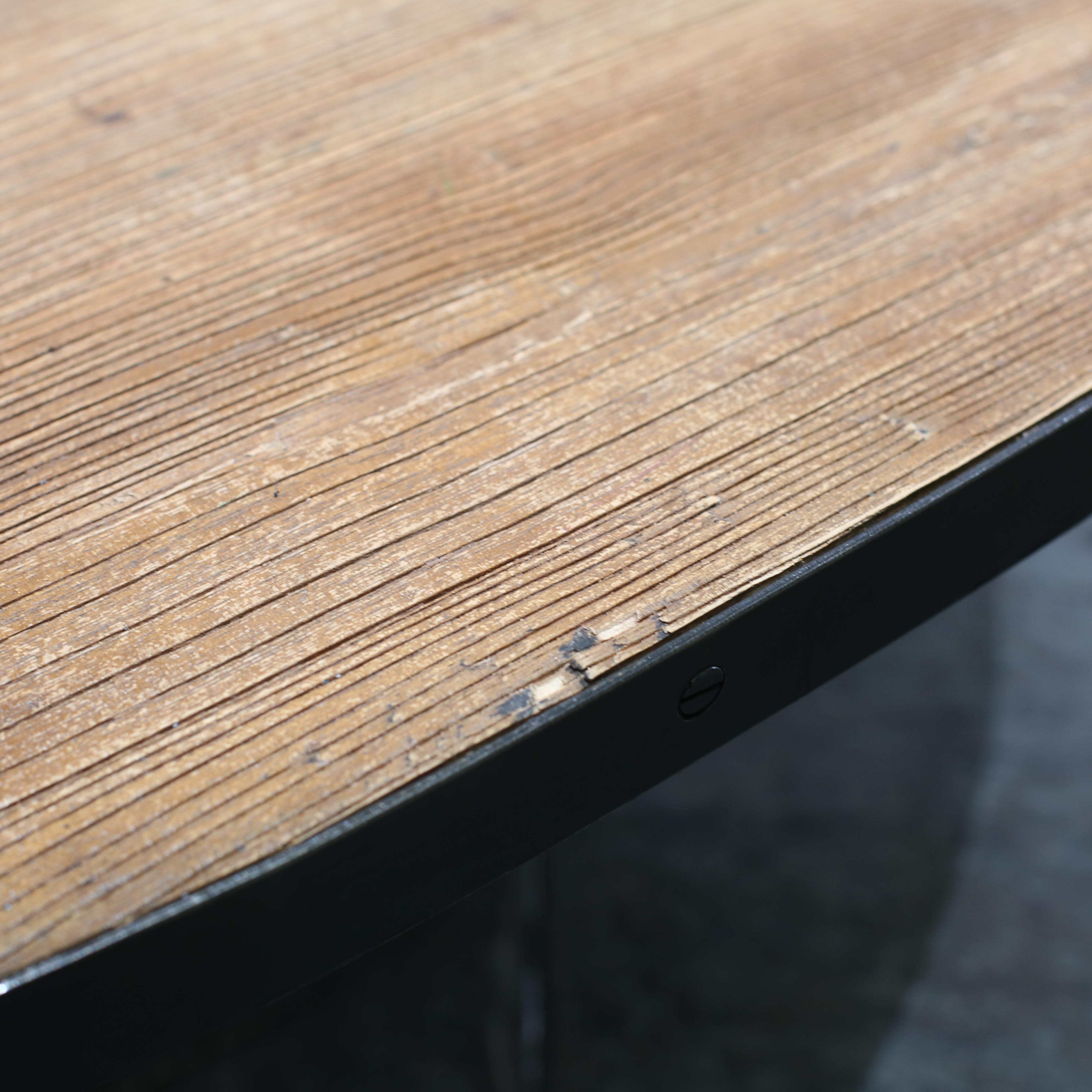 Acier Restoration Hardware Aero Oval Coffee Table en vente