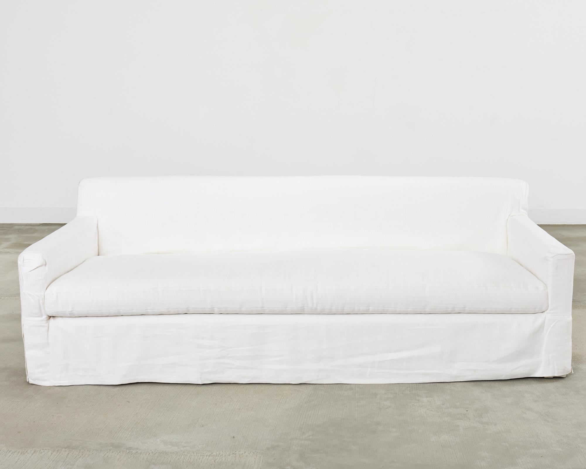 Restoration Hardware Belgian Linen Slipcover Bench Seat Sofa Bon état - En vente à Rio Vista, CA
