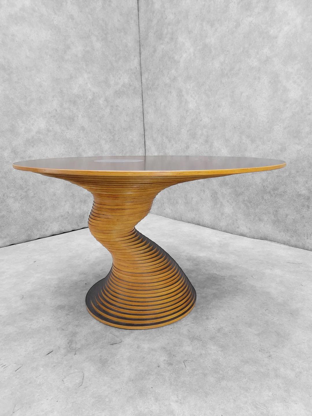 Contemporary Restoration Hardware Marcello Pozzi Stack 50 Dining Table