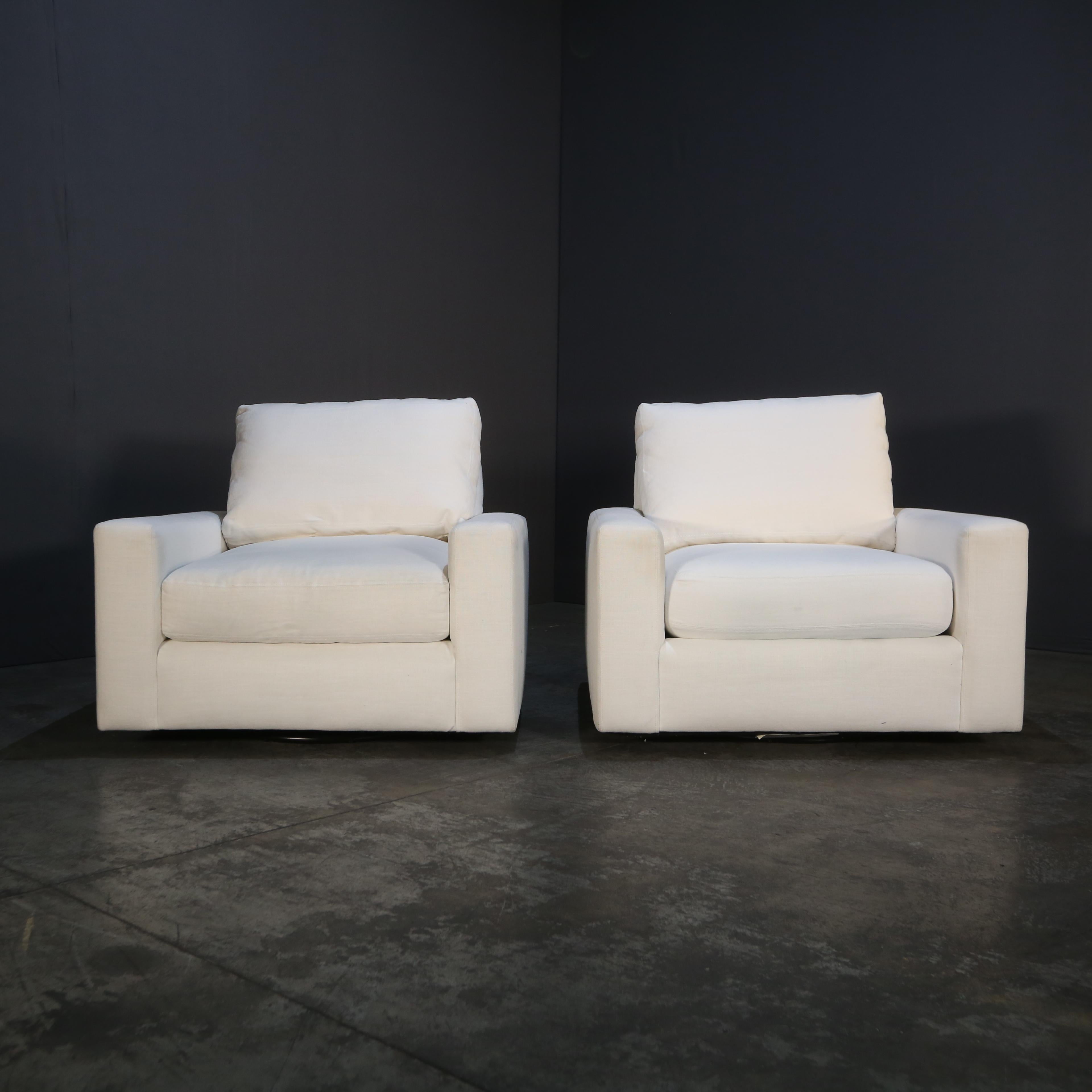 Nord-américain Fauteuil Maxwell de Restoration Hardware, lot de deux en vente