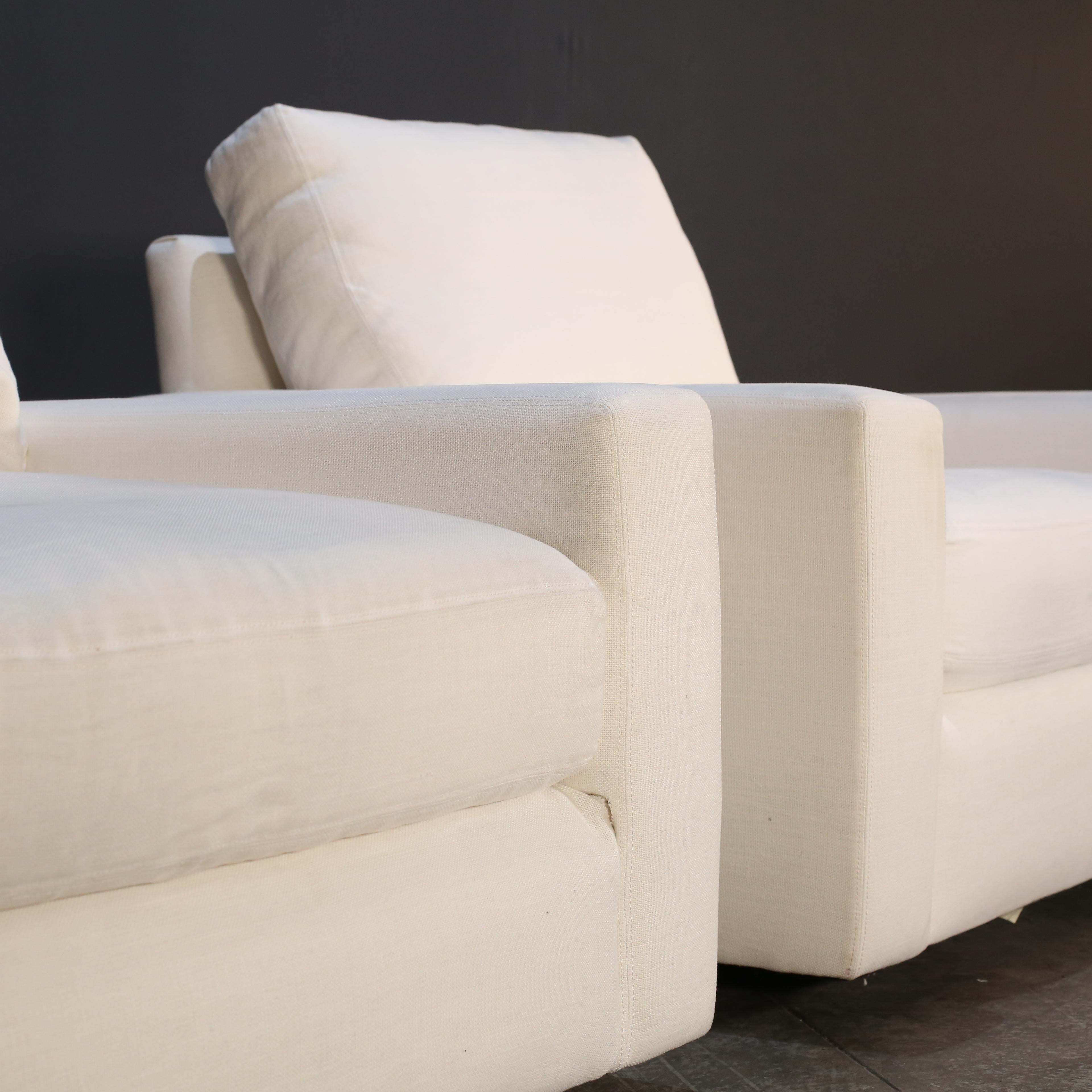 Tissu Fauteuil Maxwell de Restoration Hardware, lot de deux en vente