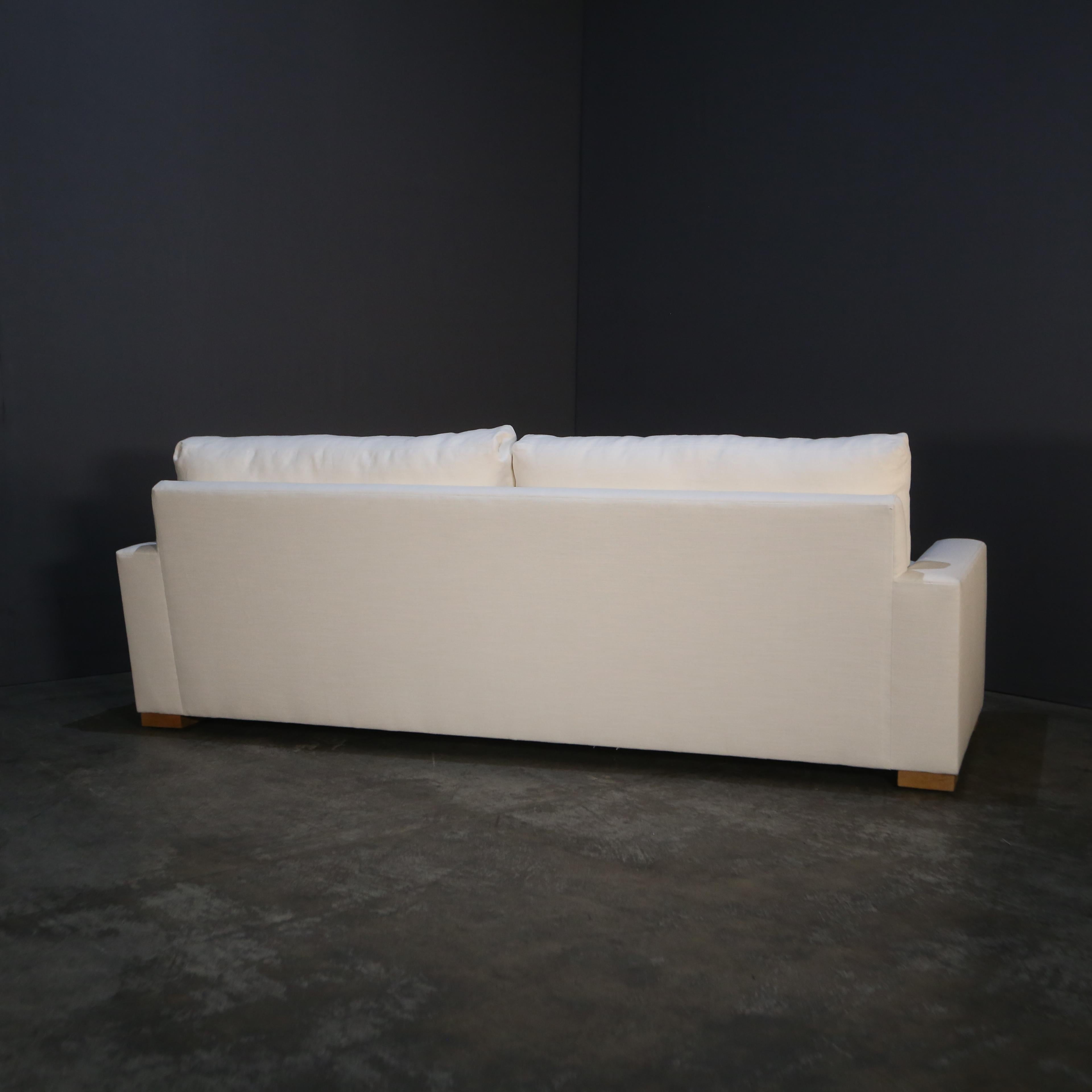 Restoration Hardware Maxwell Sofa For Sale 1