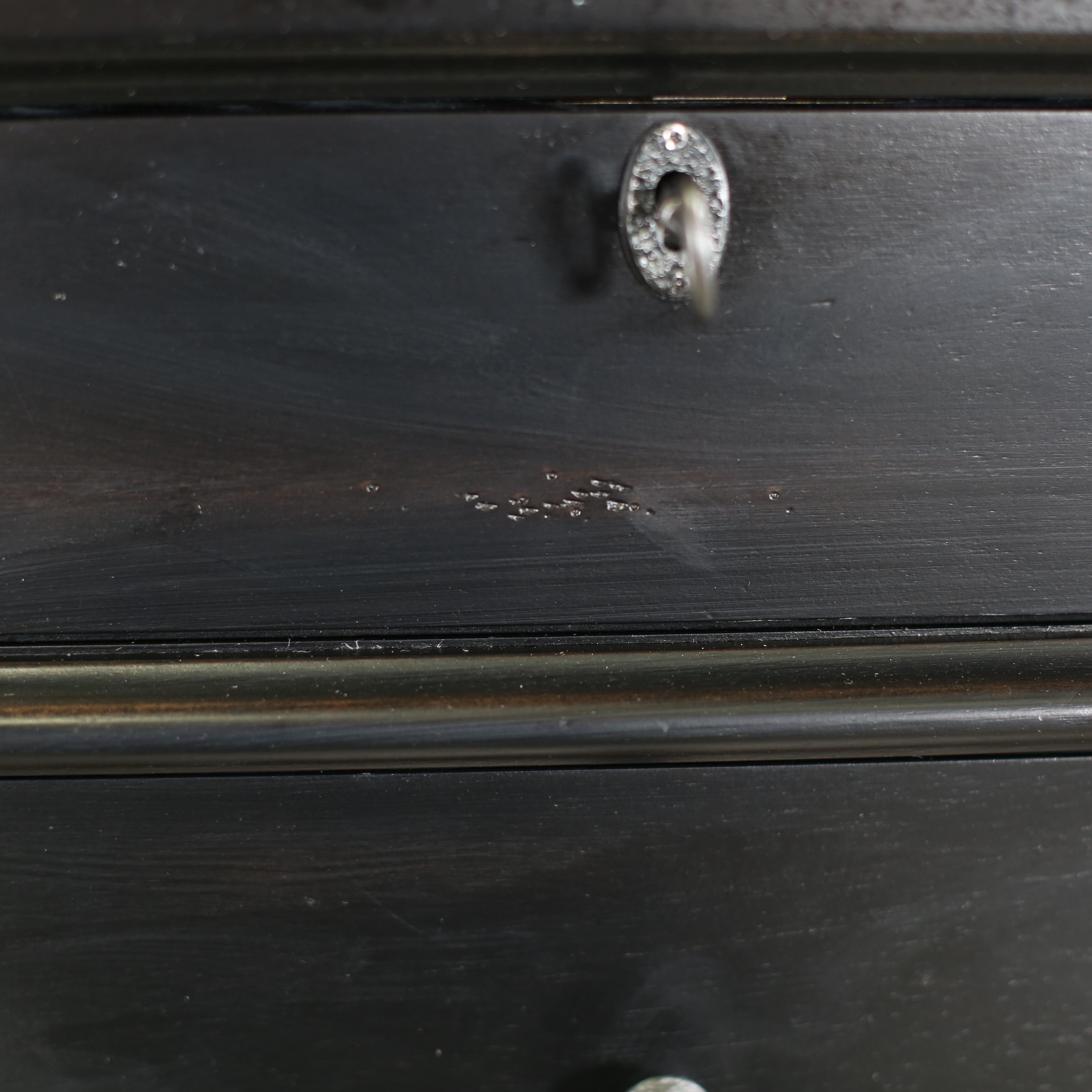 Restoration Hardware St. James Five Drawer Narrow Dresser in vendita 2