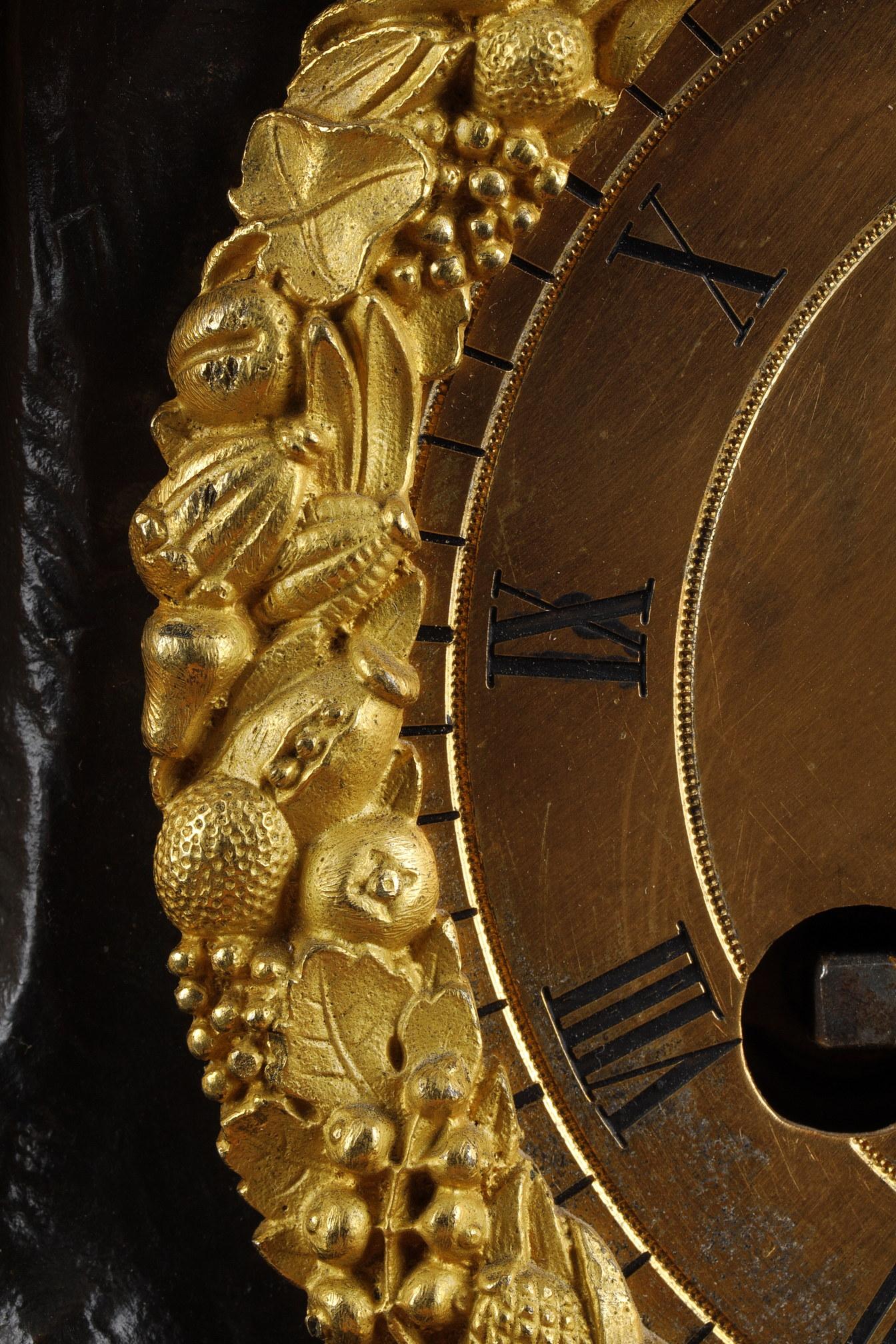 Restoration Period Clock in Gilt Bronze with a Young Woman For Sale 6