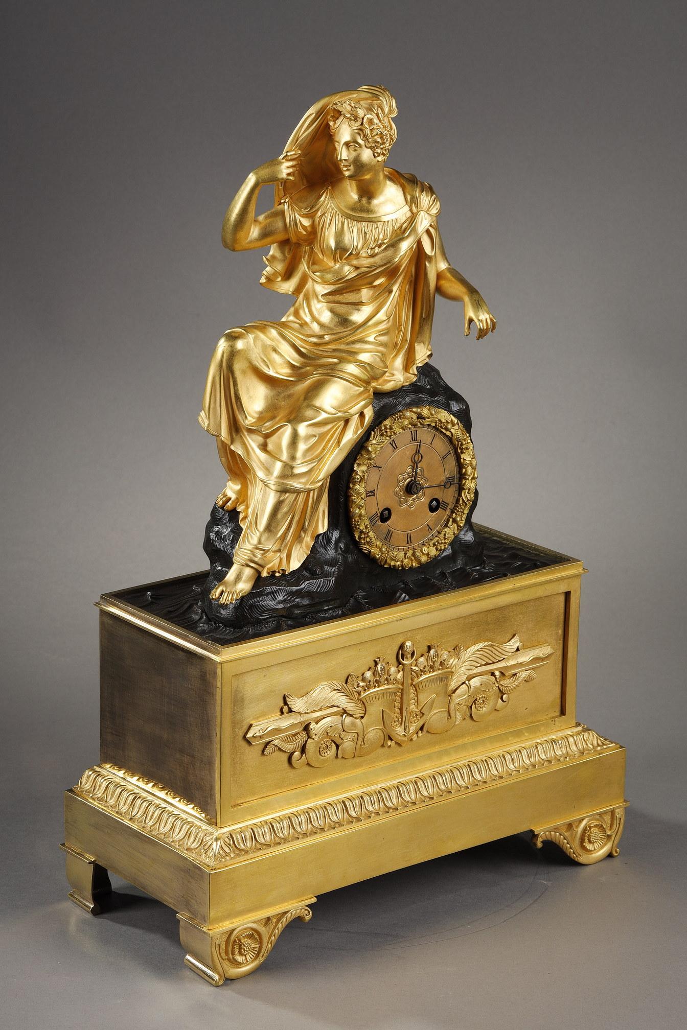 Restaurazione Orologio da restauro in bronzo dorato con una giovane donna in vendita
