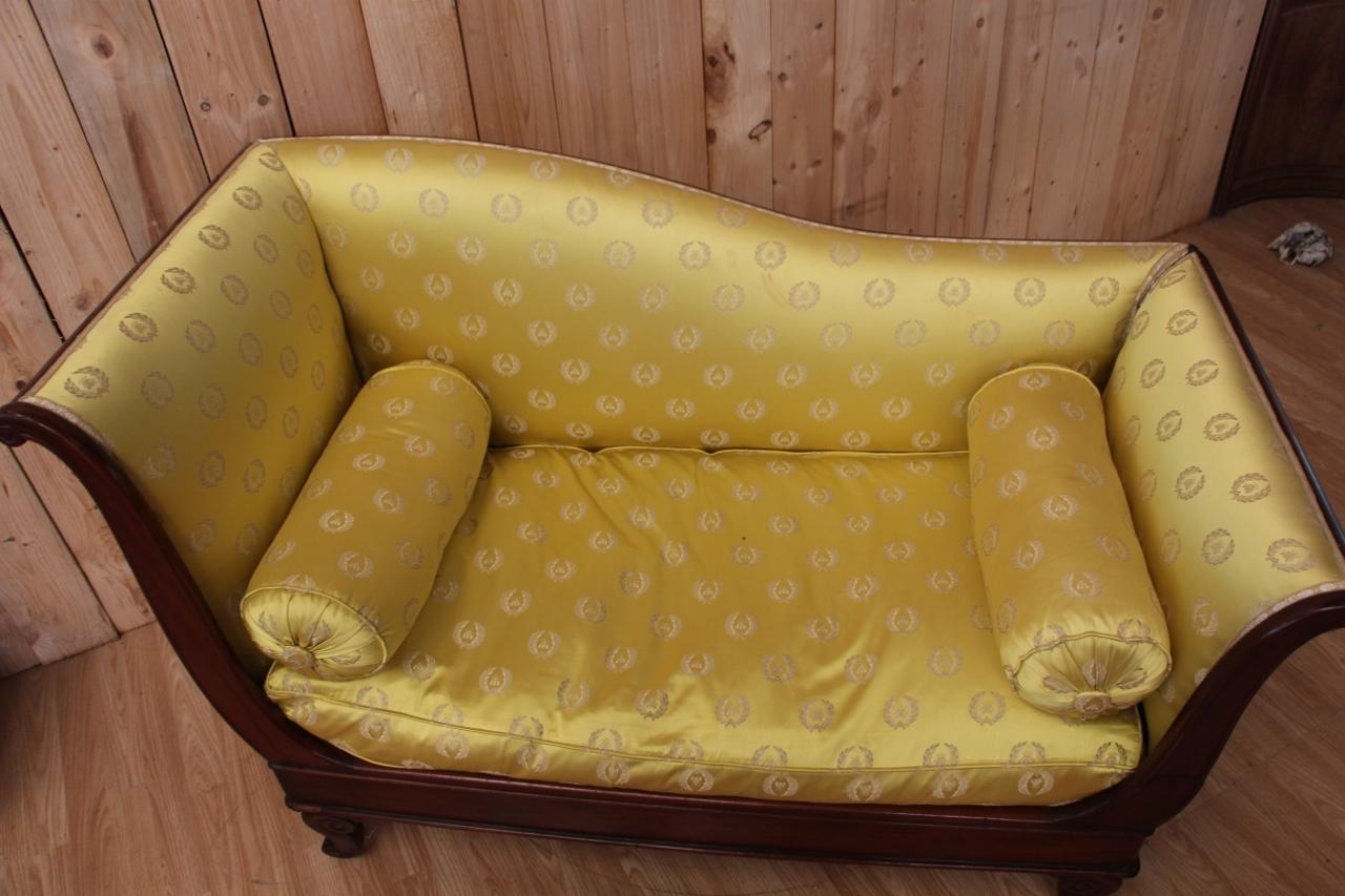 Restaurierung Period Daybed (Holz) im Angebot
