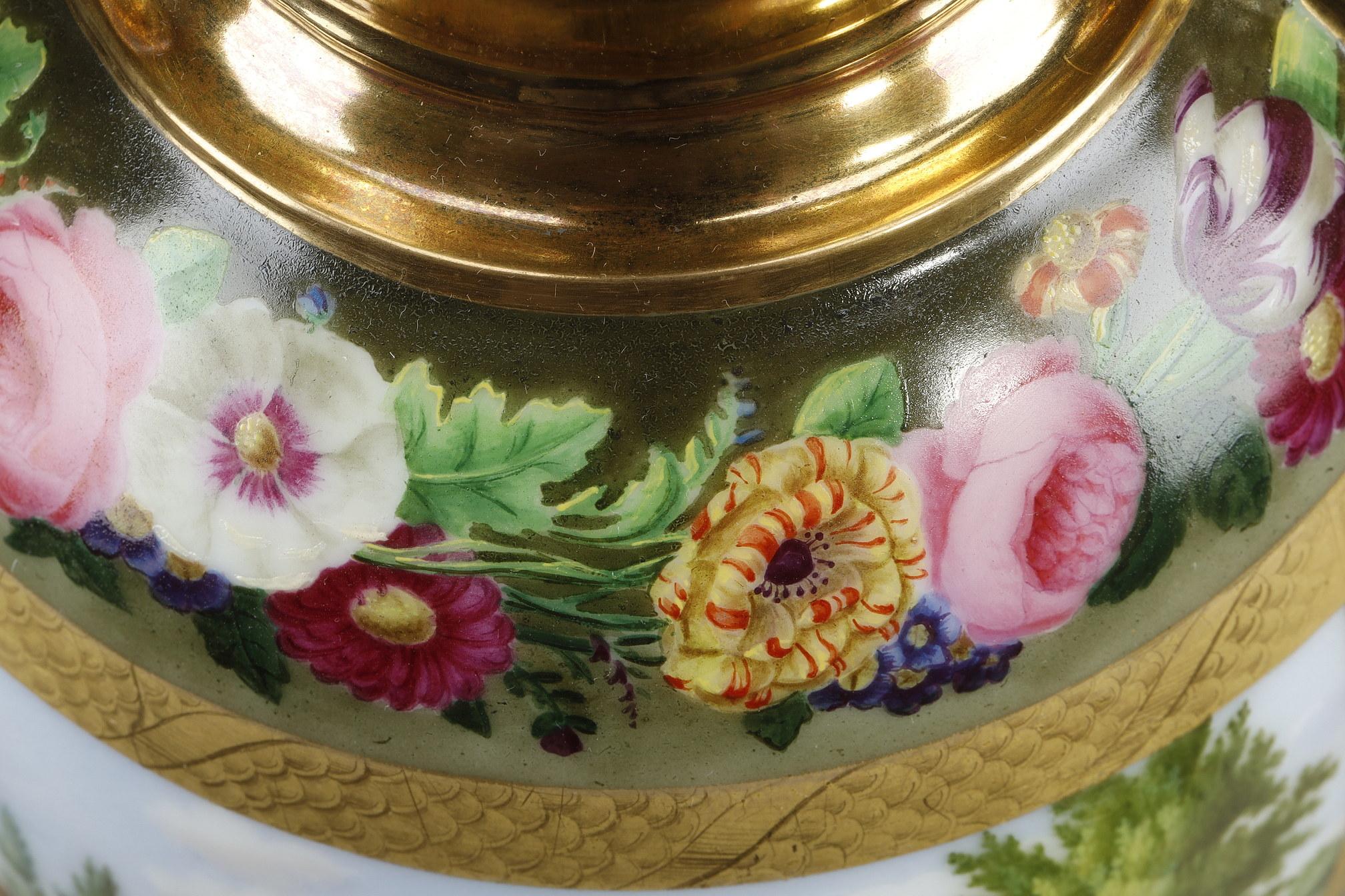 Coppia di vasi in porcellana del periodo del restauro in vendita 14