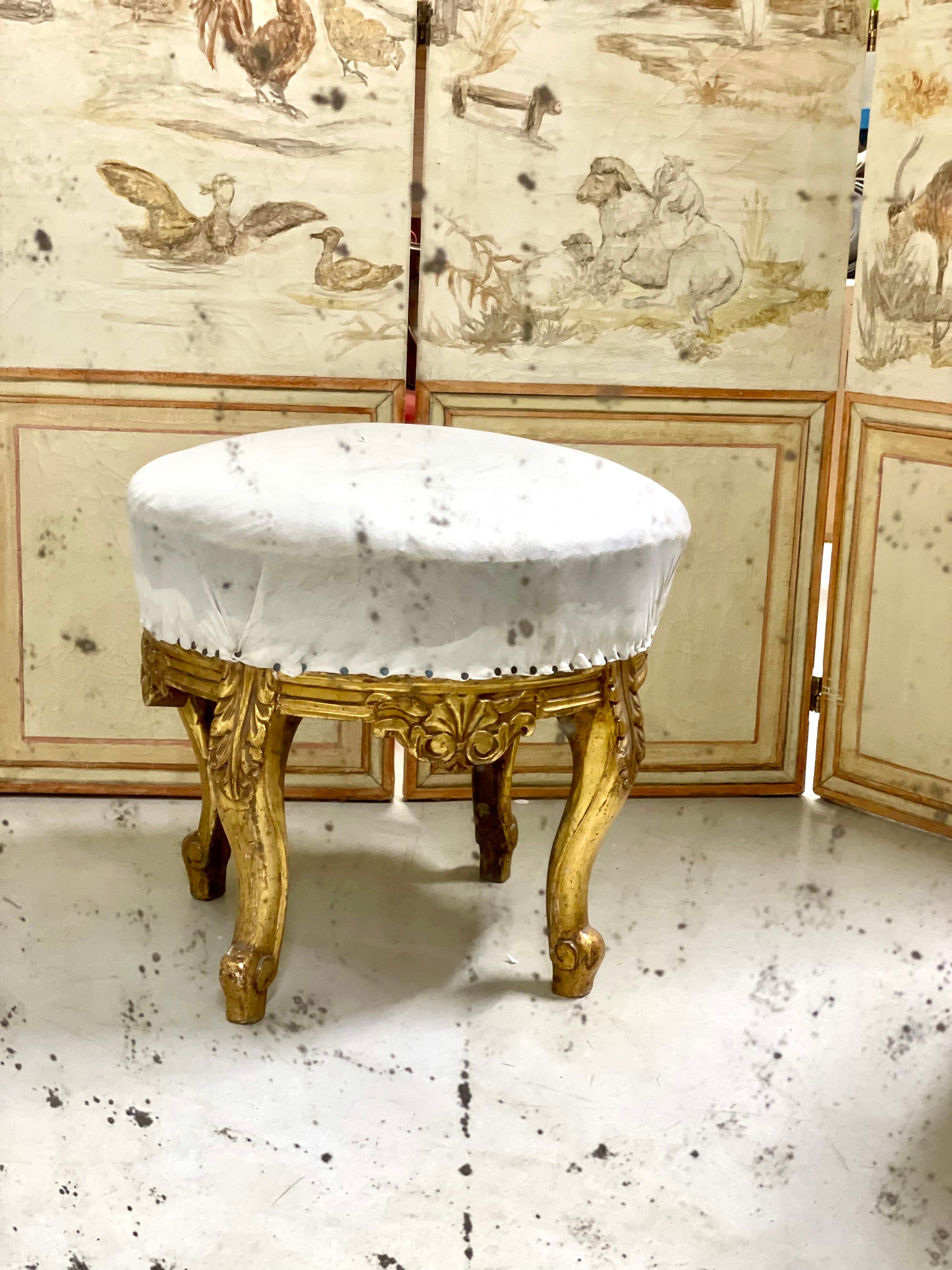 Restauration Miroir rectangulaire néoclassique français en bois doré en vente