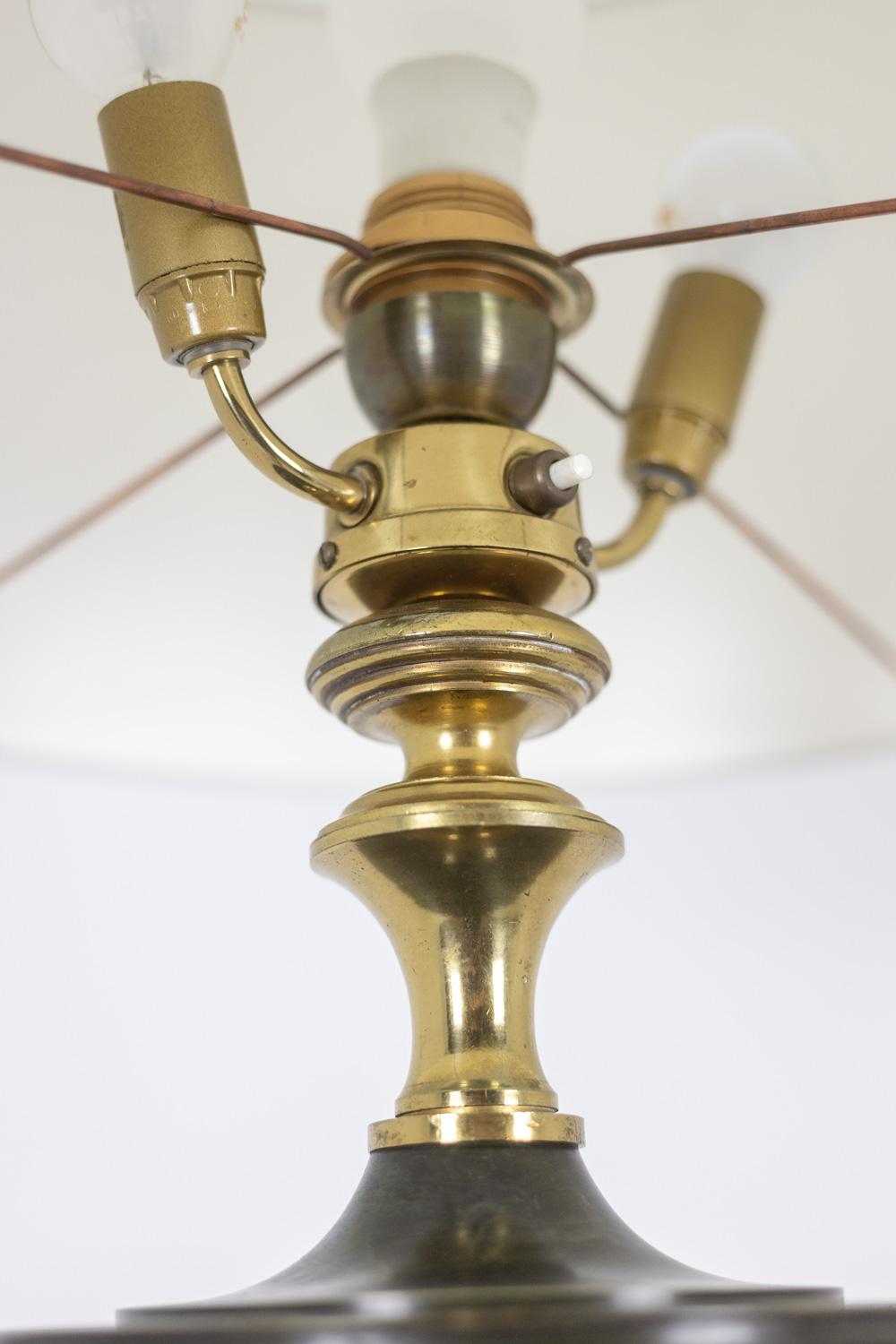 Lampadaire de style Restauration en bronze avec deux patines. Circa 1900. en vente 4