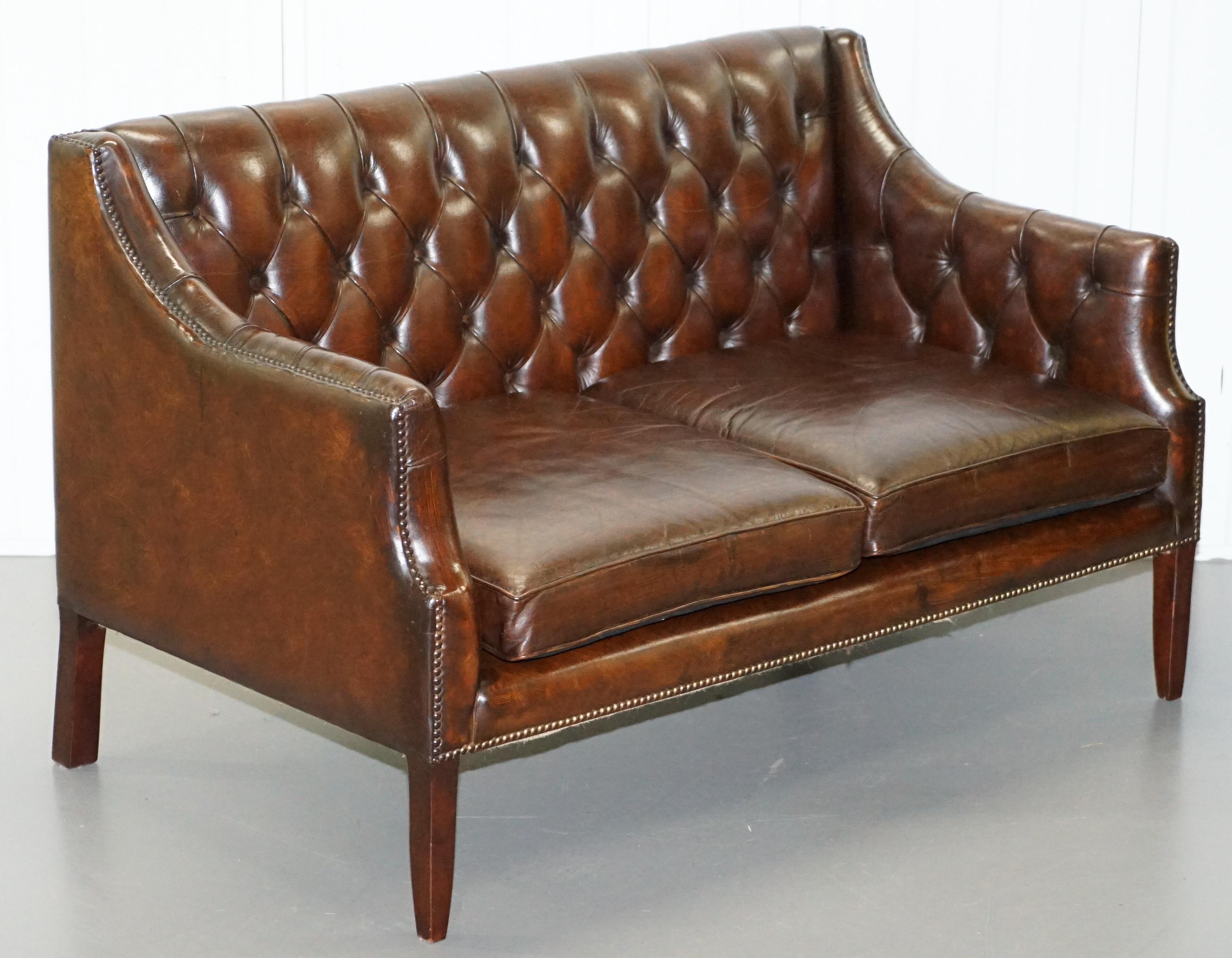 We are delighted to this very rare mid century Lutyen’s Viceroy style Chesterfield hand dyed cigar brown leather sofa

A very rare model sofa, originally made by Lutyen’s in the latter part of the Victorian era, the family still make the chair