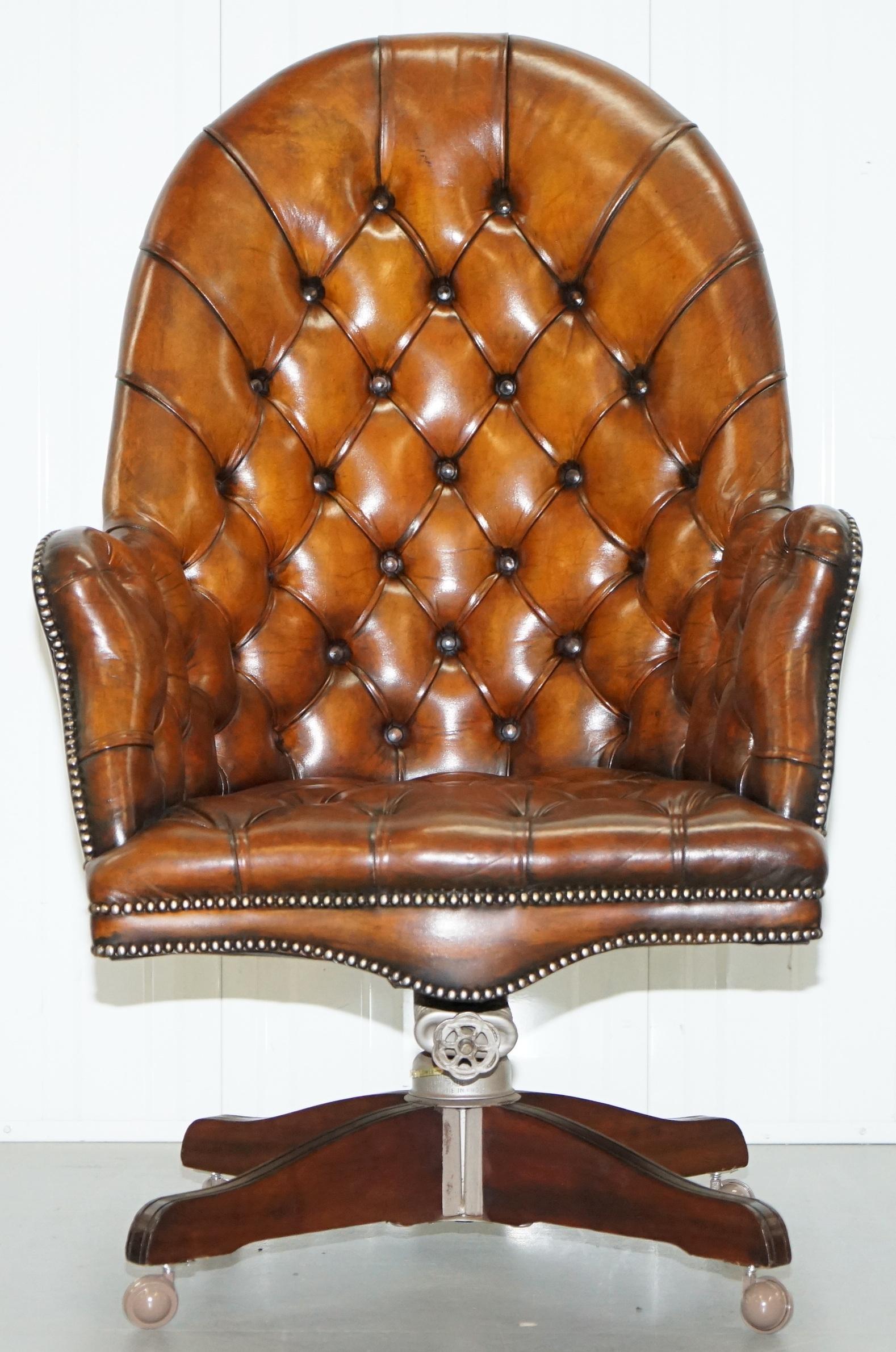 We are delighted to offer for sale this lovely fully restored circa 1900 horsehair padded with coil sprung base Chesterfield Porters fully buttoned captains chair with original double spring Hillcrest base

The chair is the birthplace of