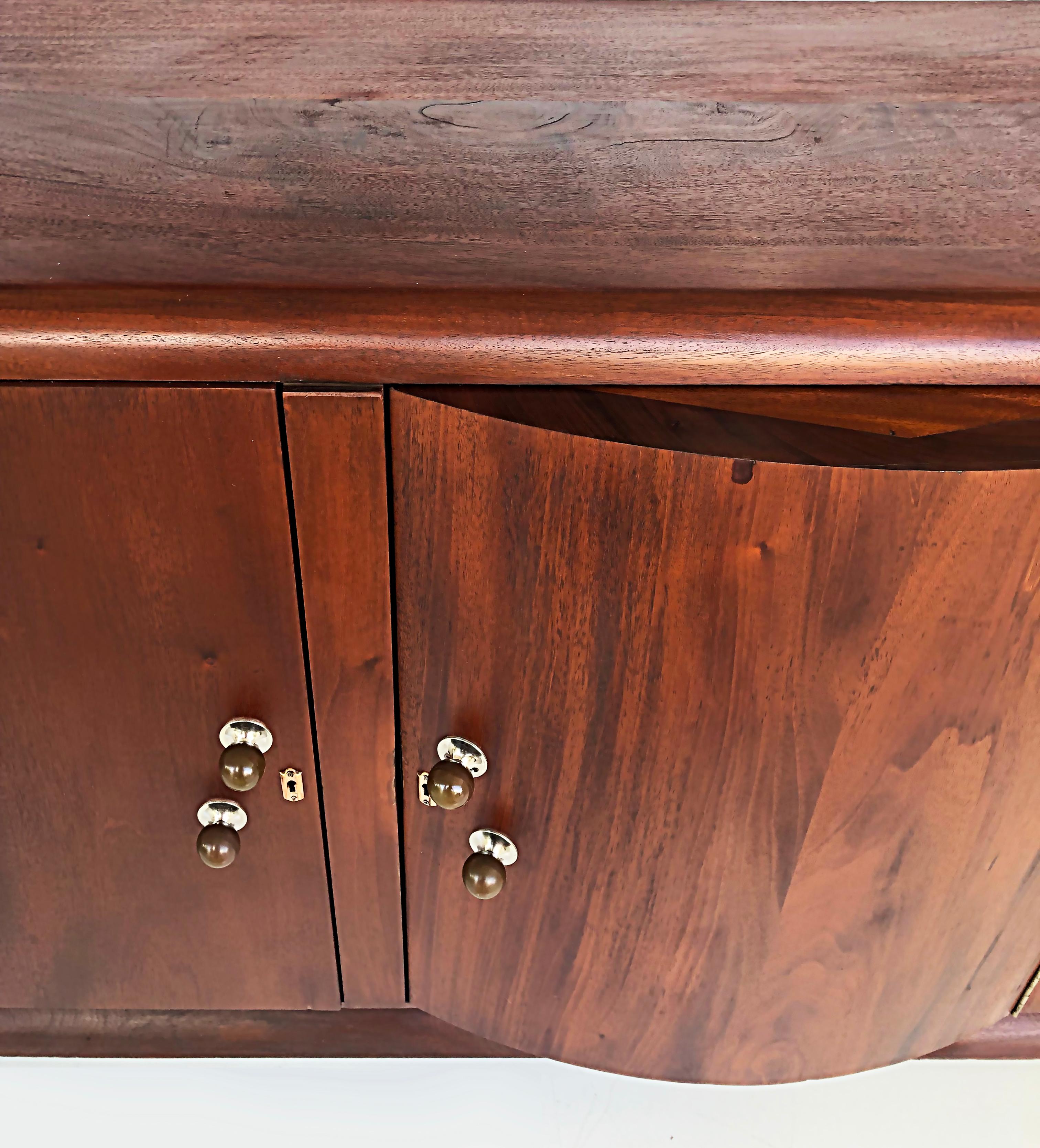 Restored 1940s French Art Deco Sideboard 3