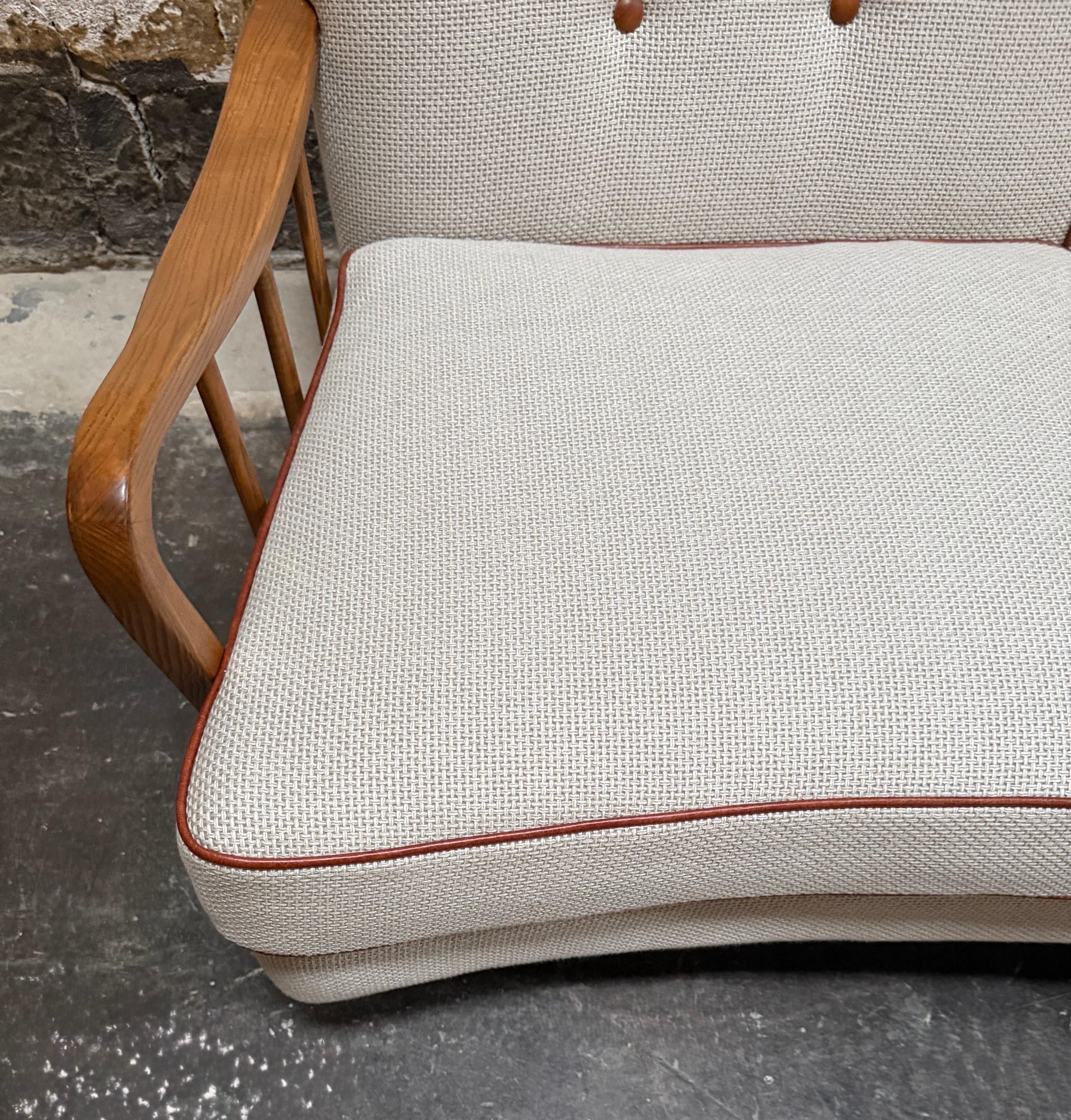 Sofá loveseat curvado 