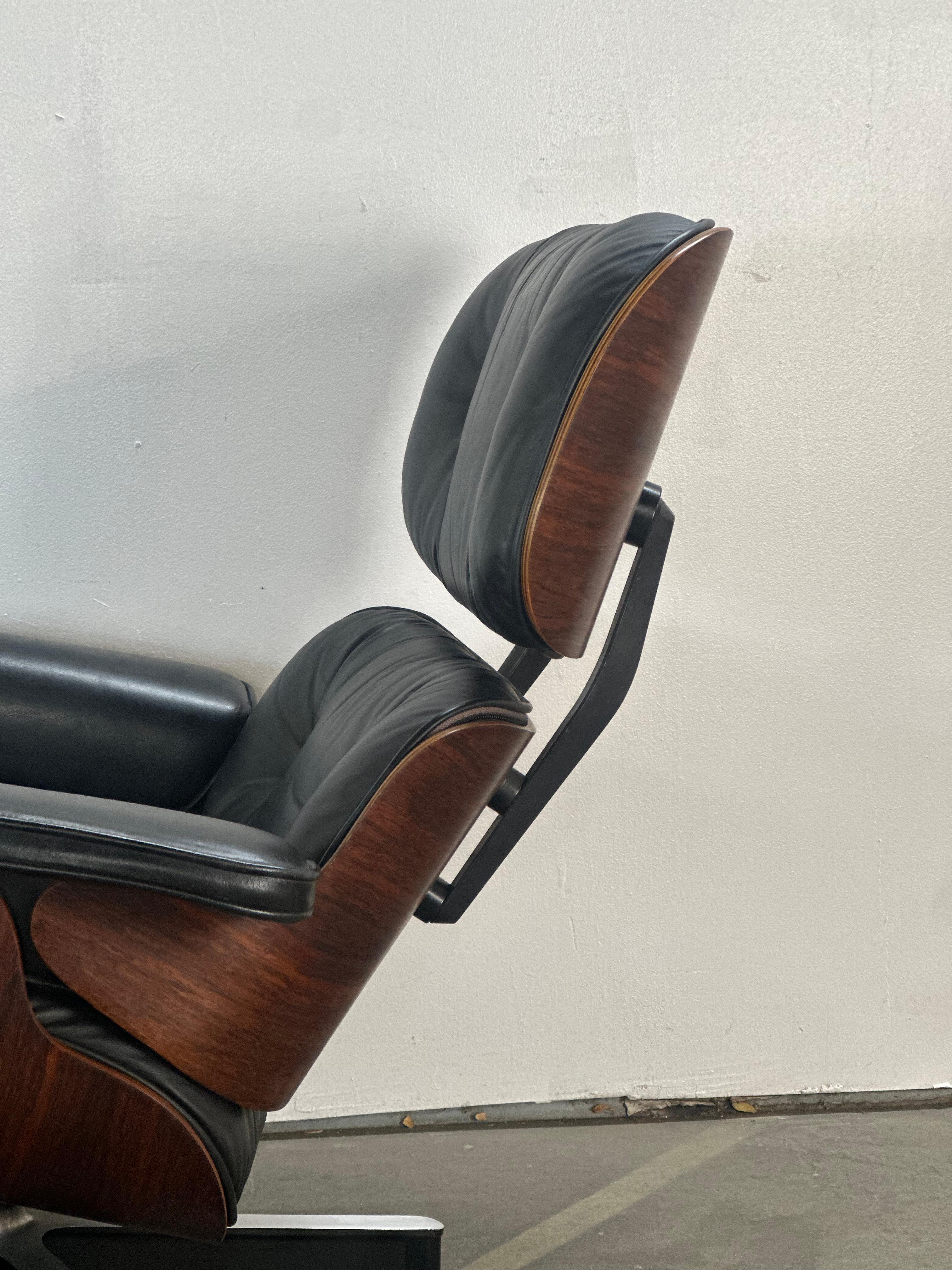 Restored 1970s Rosewood Eames Lounge Chair and Ottoman 8