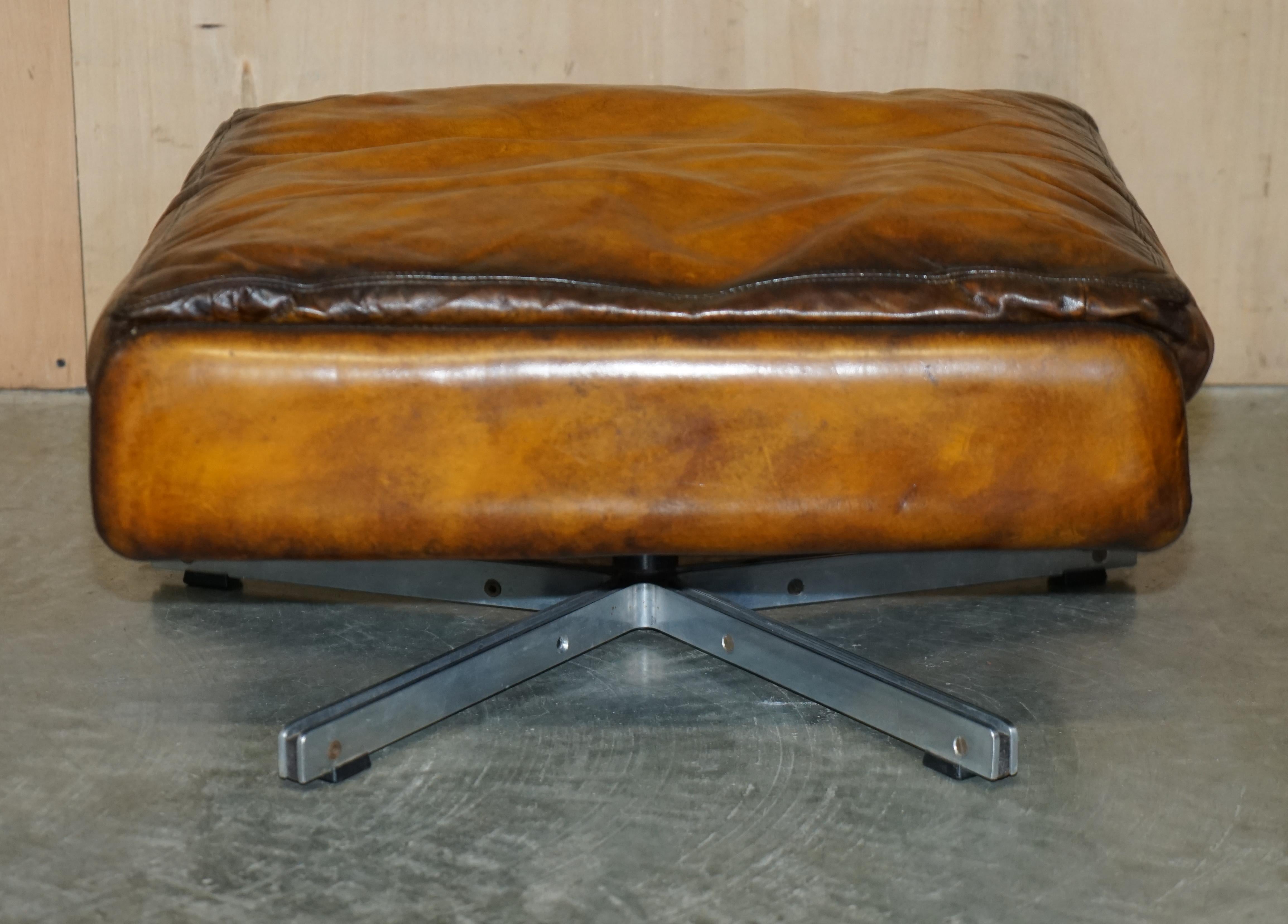 Restored 1970s Whisky Brown Leather Swivel Lounge Armchair & Ottoman Part Set For Sale 6