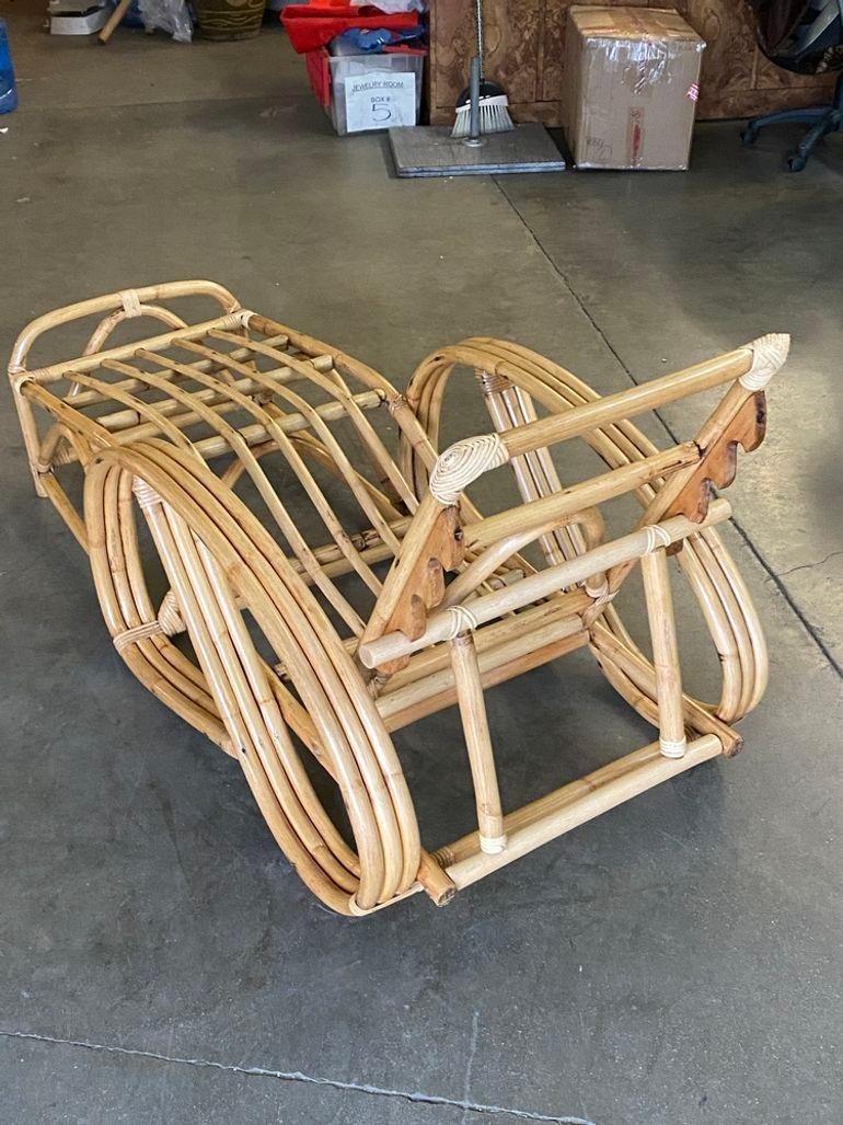Chaise longue inclinable en rotin à 3 brins restaurée 3/4 en vente 1