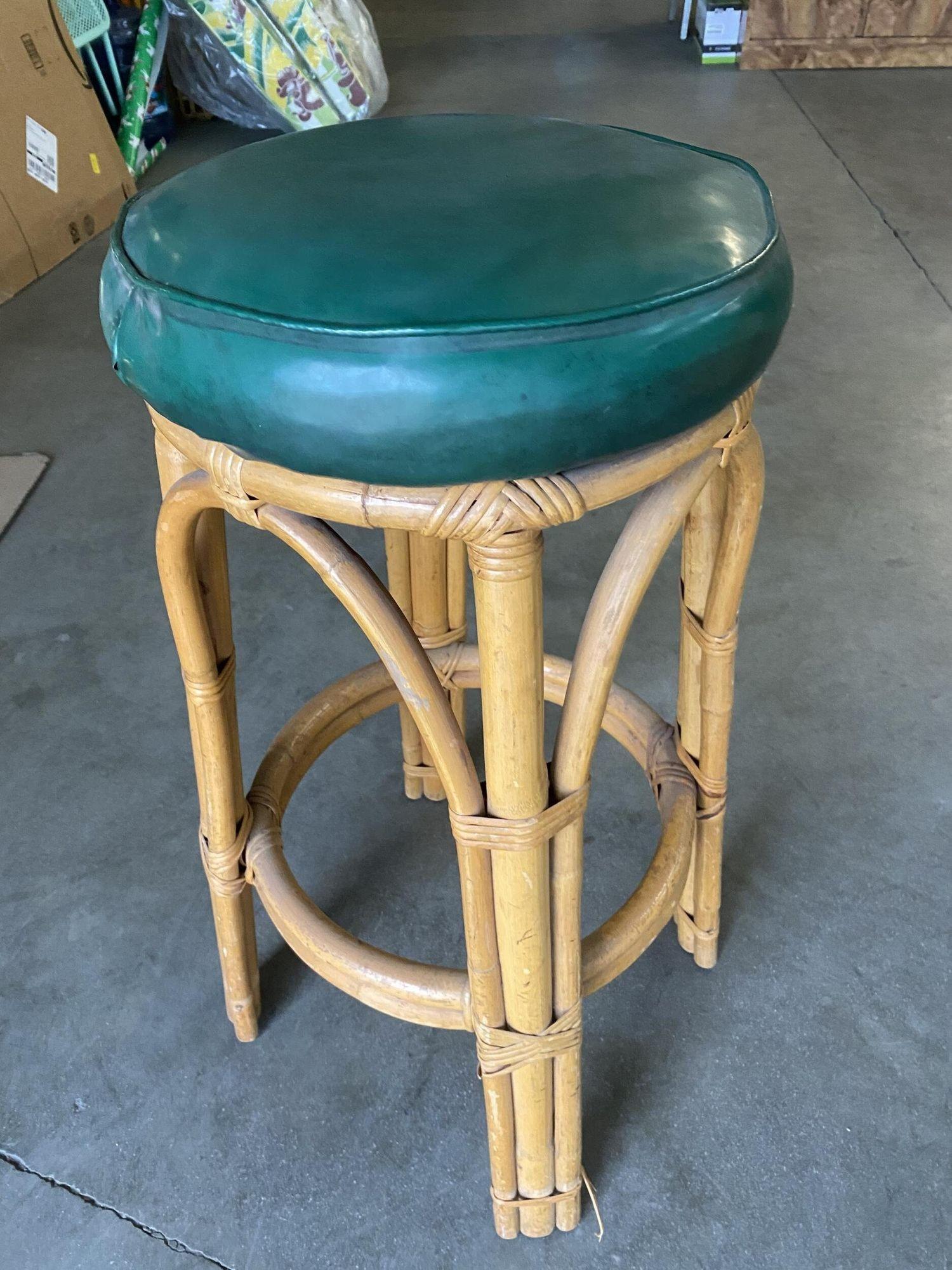 stool is dark green