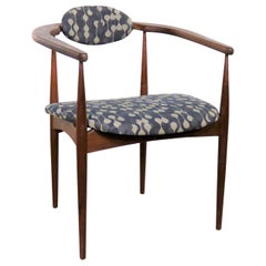 Restaurierter Adrian Pearsall 950-C Armed Side Chair