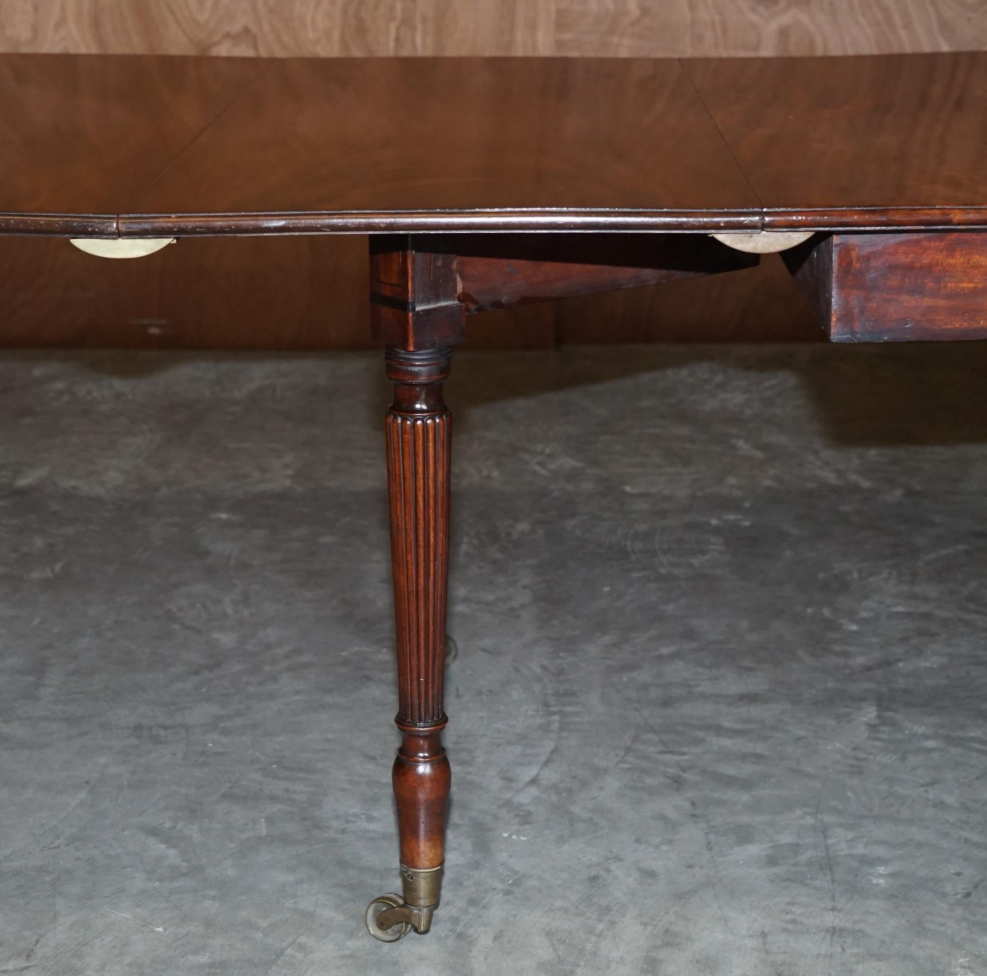 Restored Antique 1830 William IV Figured Hardwood Extending Dining Table Gillows For Sale 9