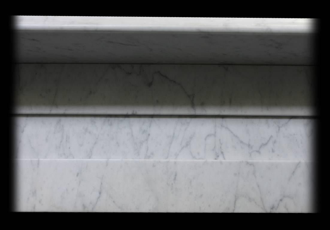 Mid-19th Century Restored Antique 19th Century Early Victorian Carrara Marble Mantel