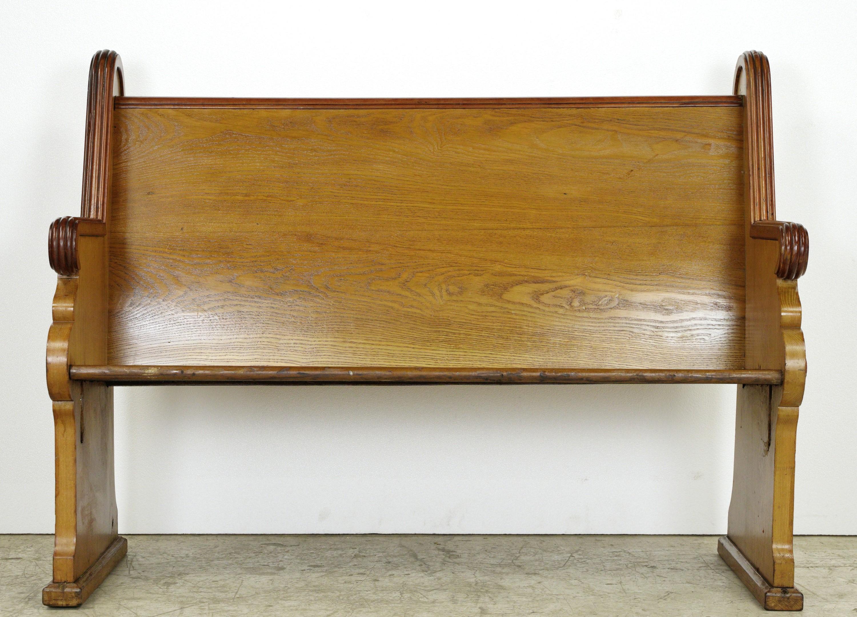 Restored Antique 47 in. Wood Carved Pine Pew Bench In Good Condition For Sale In New York, NY