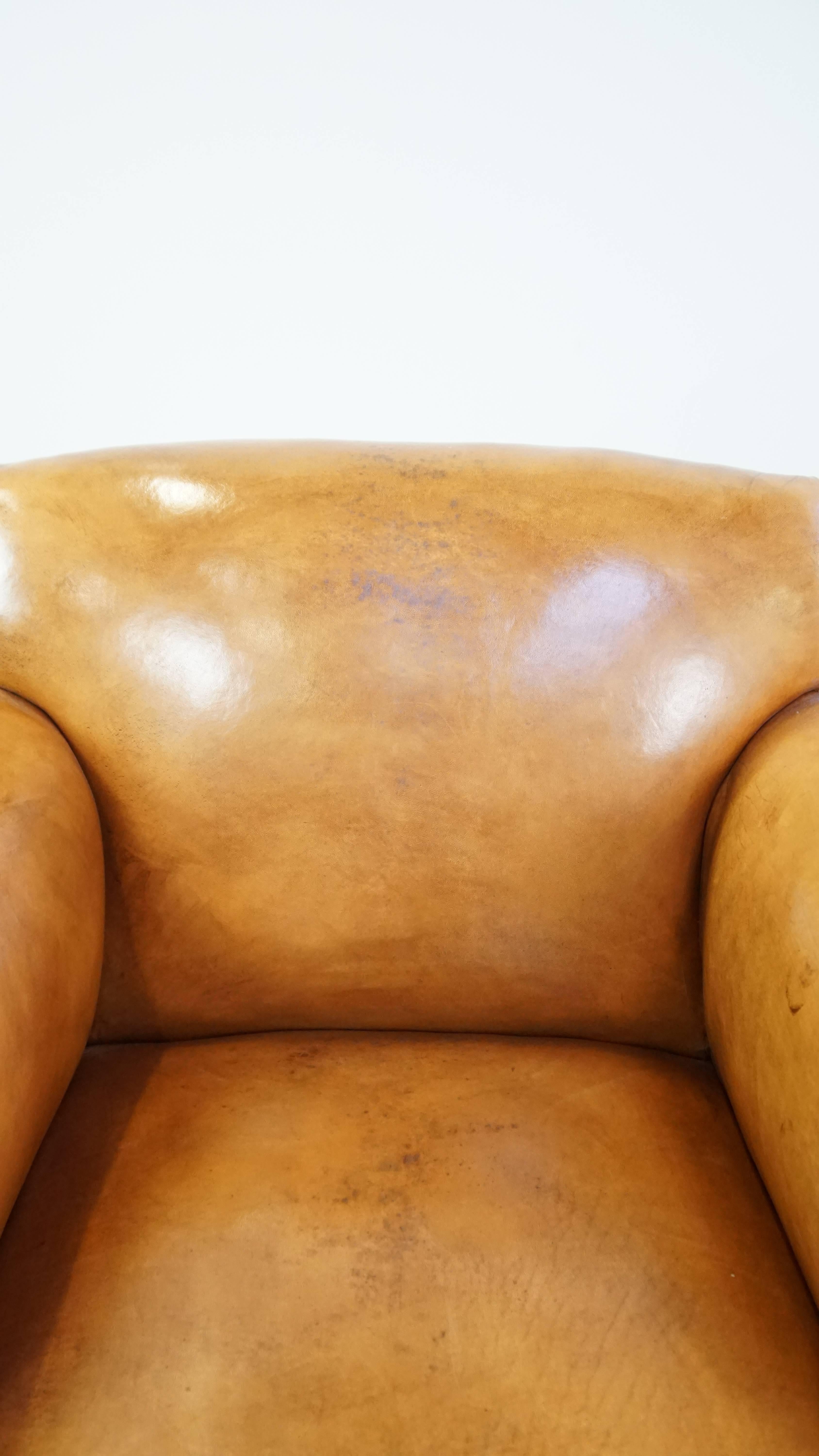 Restored antique Art Deco sheepskin armchair with correct seating comfort For Sale 6