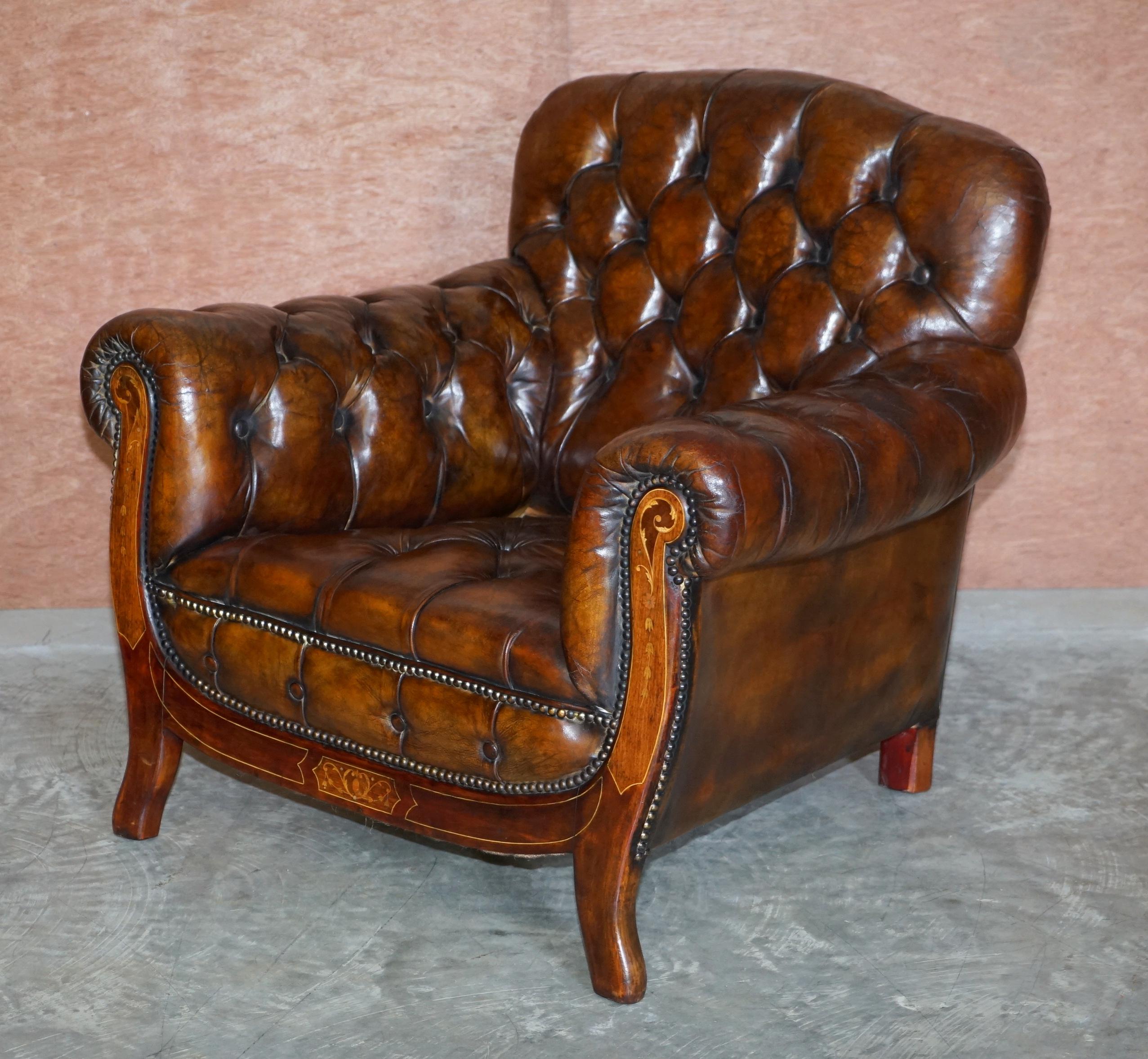 English Restored Antique Art Nouveau Chesterfield Brown Leather Sofa Armchairs Suite