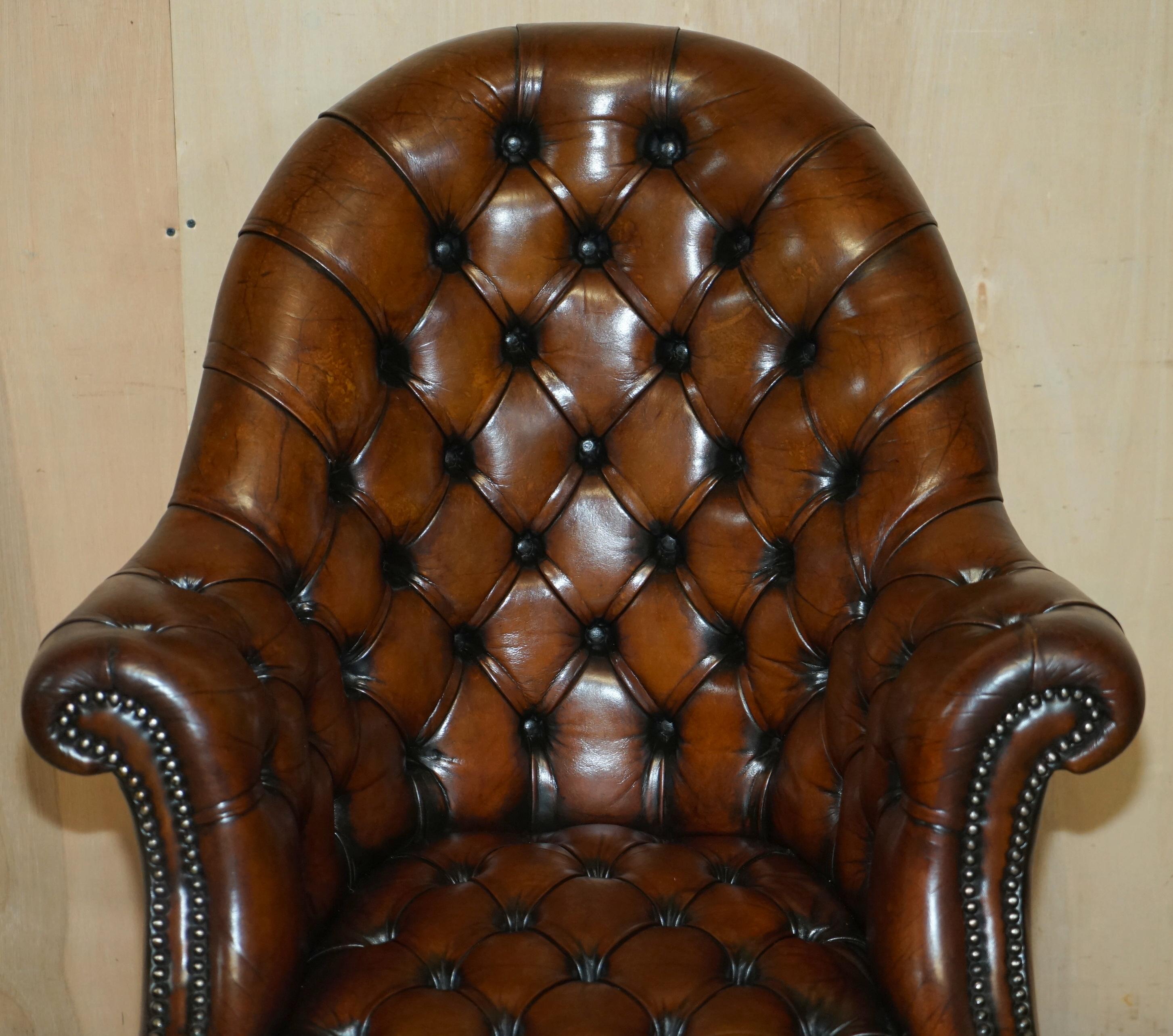Edwardian RESTORED ANTIQUE CIGAR BROWN LEATHER CHESTERFIELD DIRECTORS CAPTAiNS ARMCHAIR