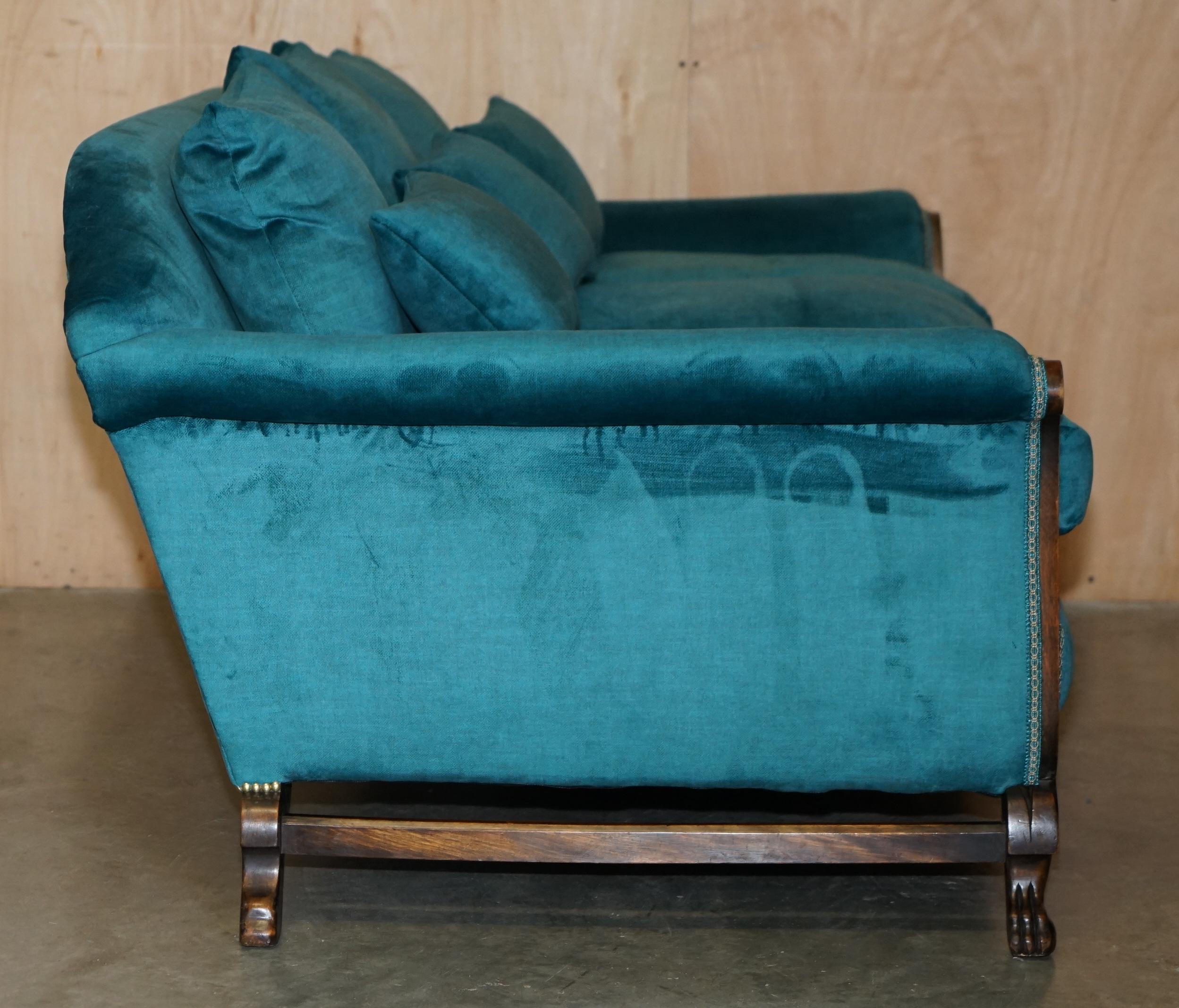 Early 20th Century RESTORED ANTIQUE CIRCA 1900 BLUE VELVET CLAW & BALL FEET SOFA & ARMCHAIR SUiTE For Sale