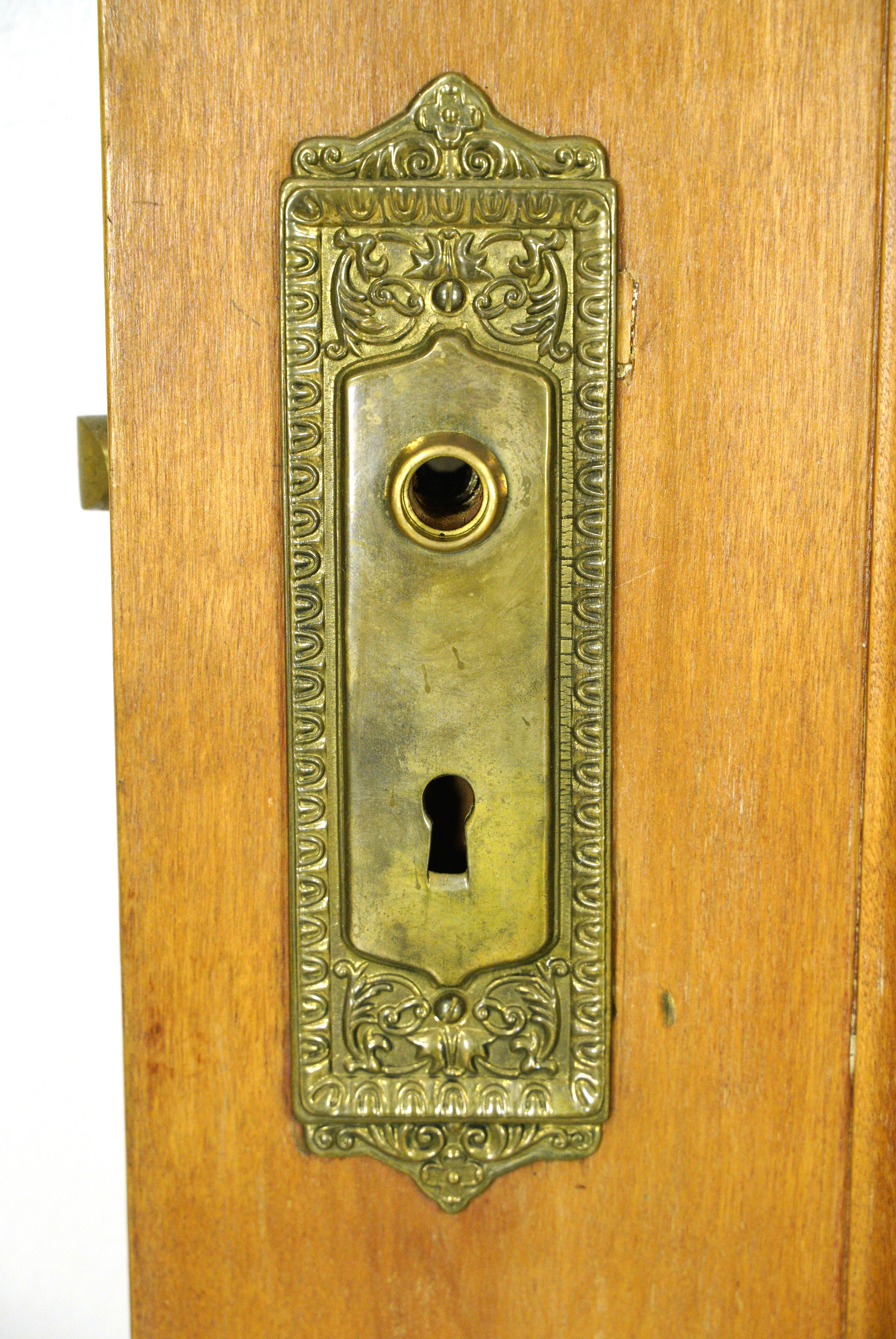 Puerta de Entrada de Madera Antigua Restaurada con Vidrio Grabado 80.25 x 35.75 1