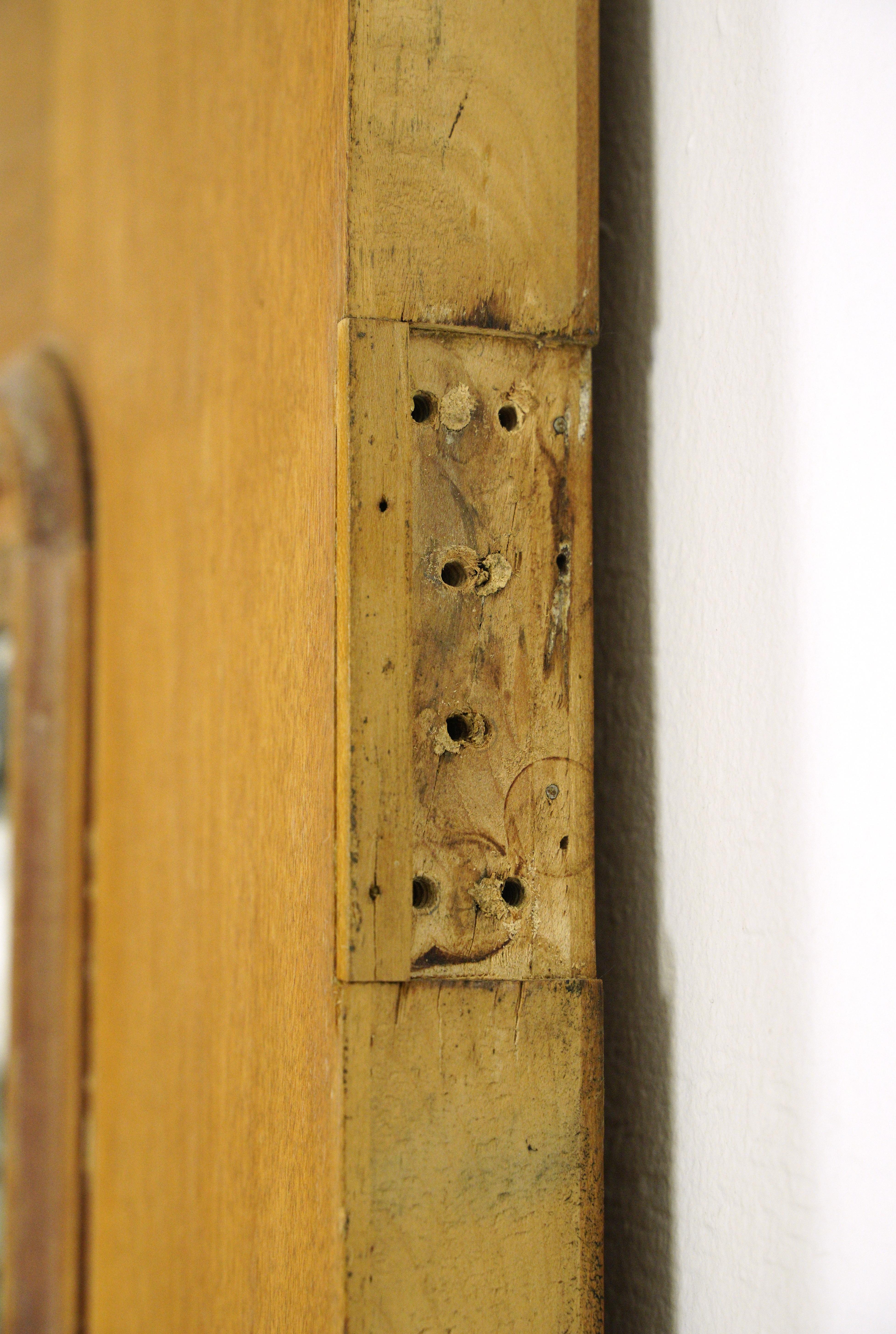 Puerta de Entrada de Madera Antigua Restaurada con Vidrio Grabado 80.25 x 35.75 2