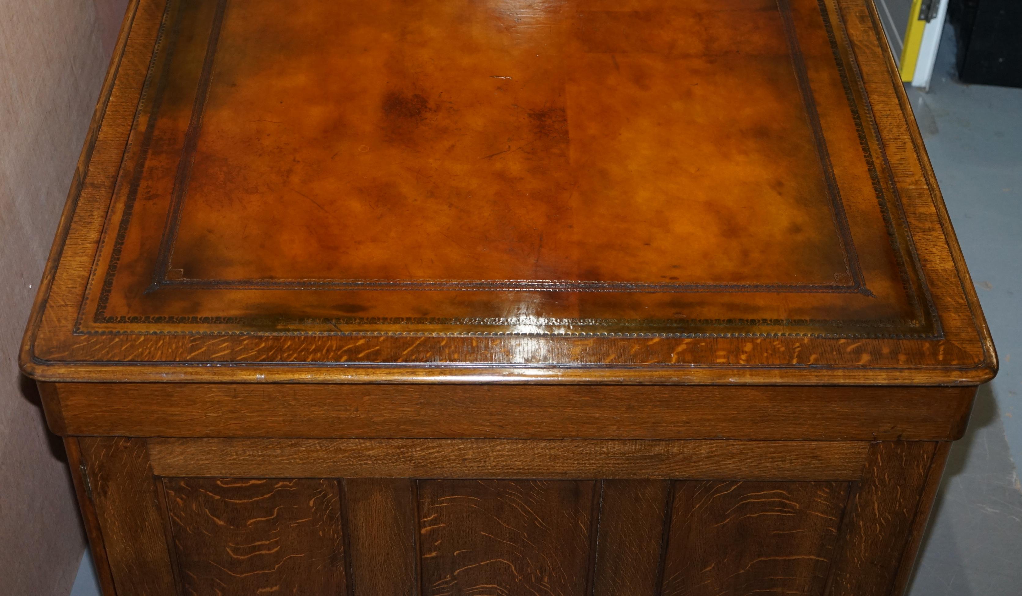 Restored Antique Georgain 1820 Double Sided Oak Pedestal Desk Brown Leather 8