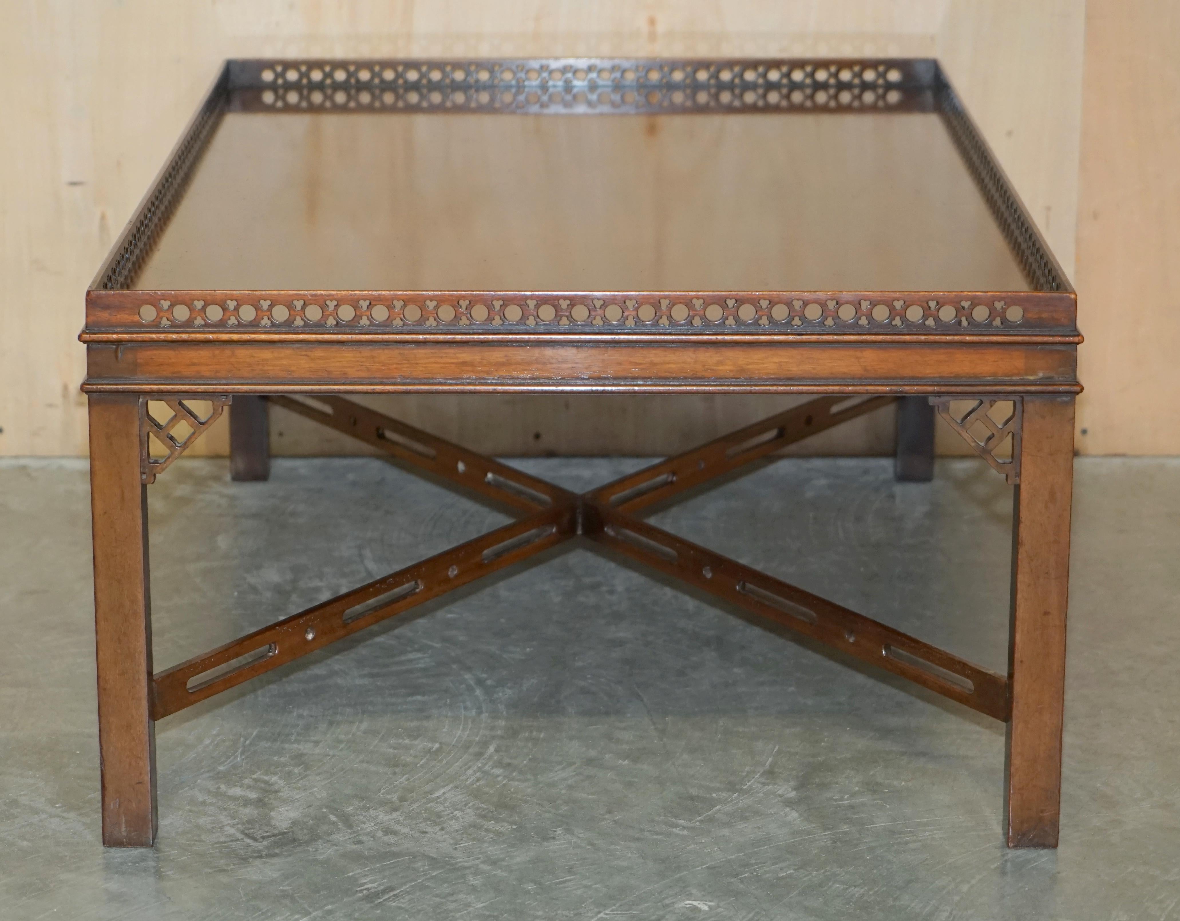 Restored Antique Hardwood Thomas Chippendale Large Fret Work Carved Coffee Table 11