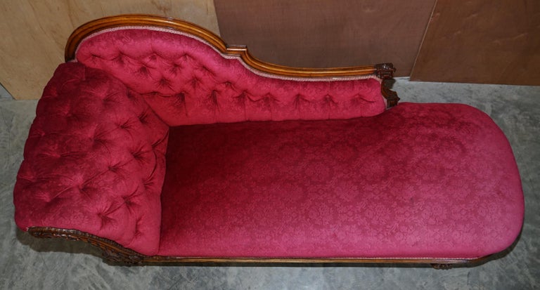 Restored Antique Howard & Son's Berners Street Chesterfield Chaise Lounge Sofa For Sale 4