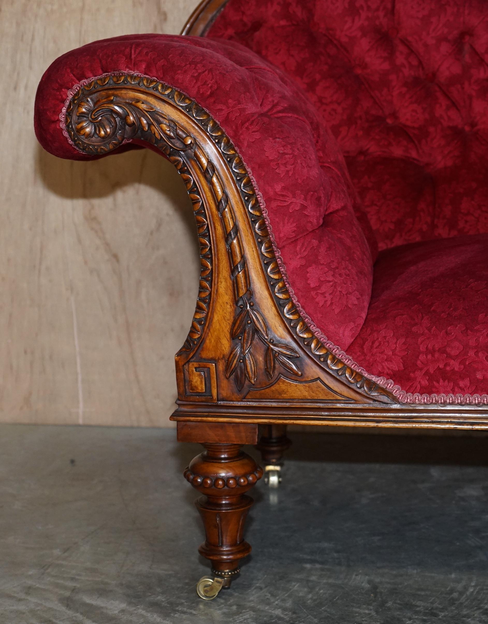 Restauriertes antikes Howard & Son's Berners Street Chesterfield Chaiselongue-Sofa (Handgefertigt) im Angebot